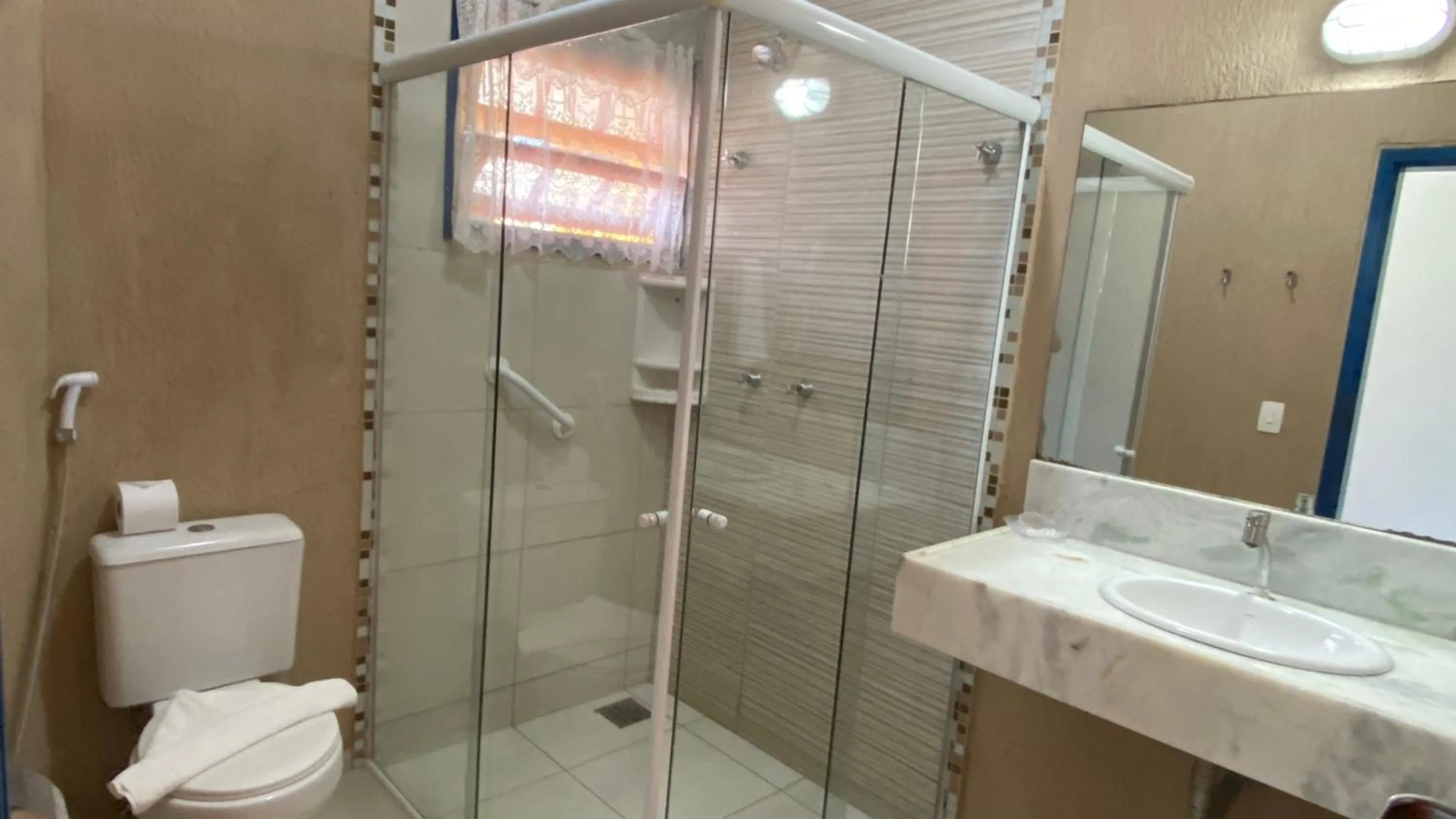 Bathroom in Kaliman Pousada