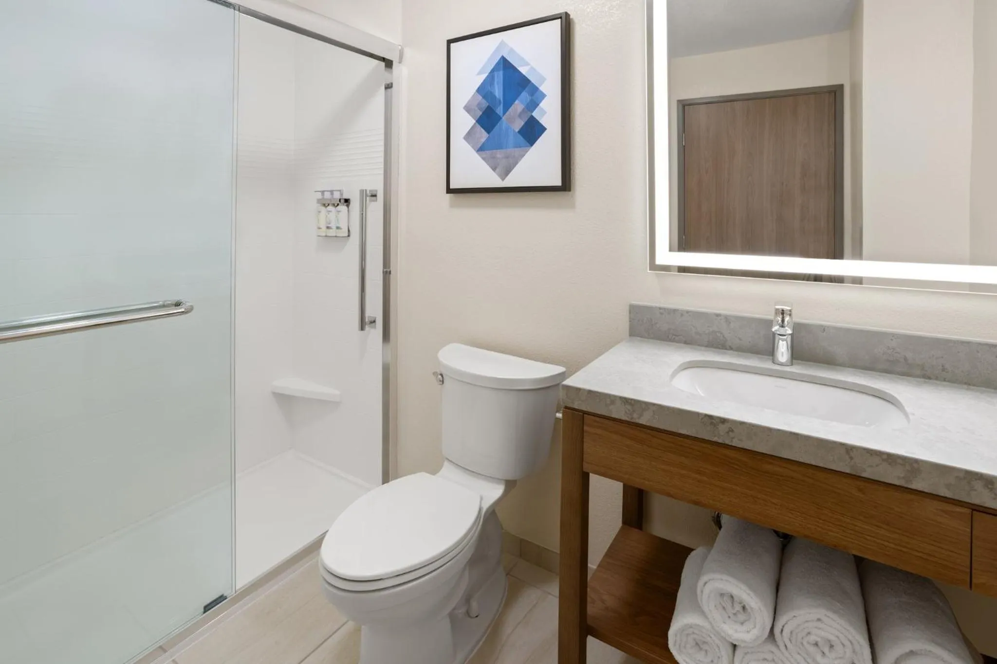 Photo of the whole room in Candlewood Suites Richmond - South by IHG