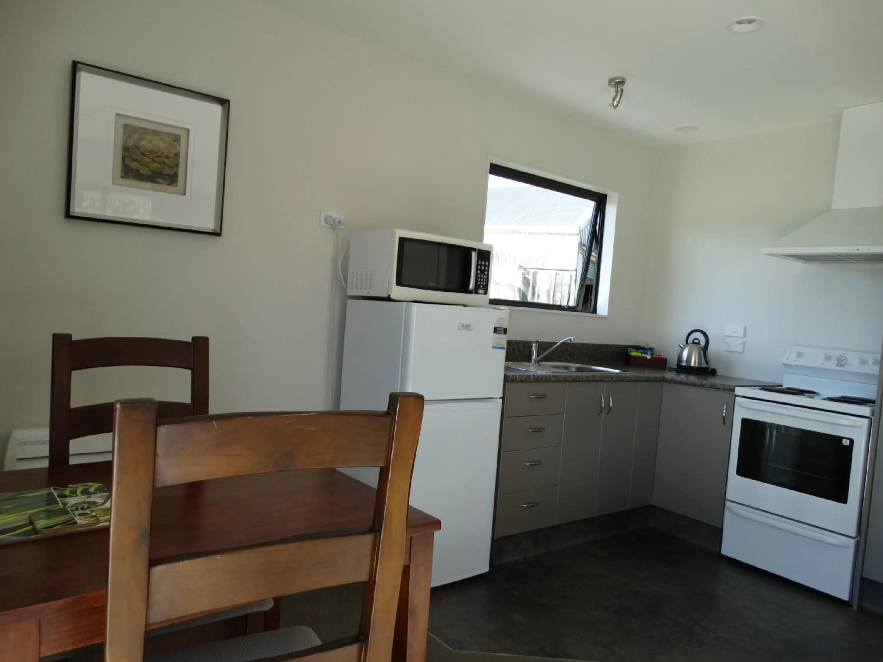 Kitchen or kitchenette in Oak Lodge
