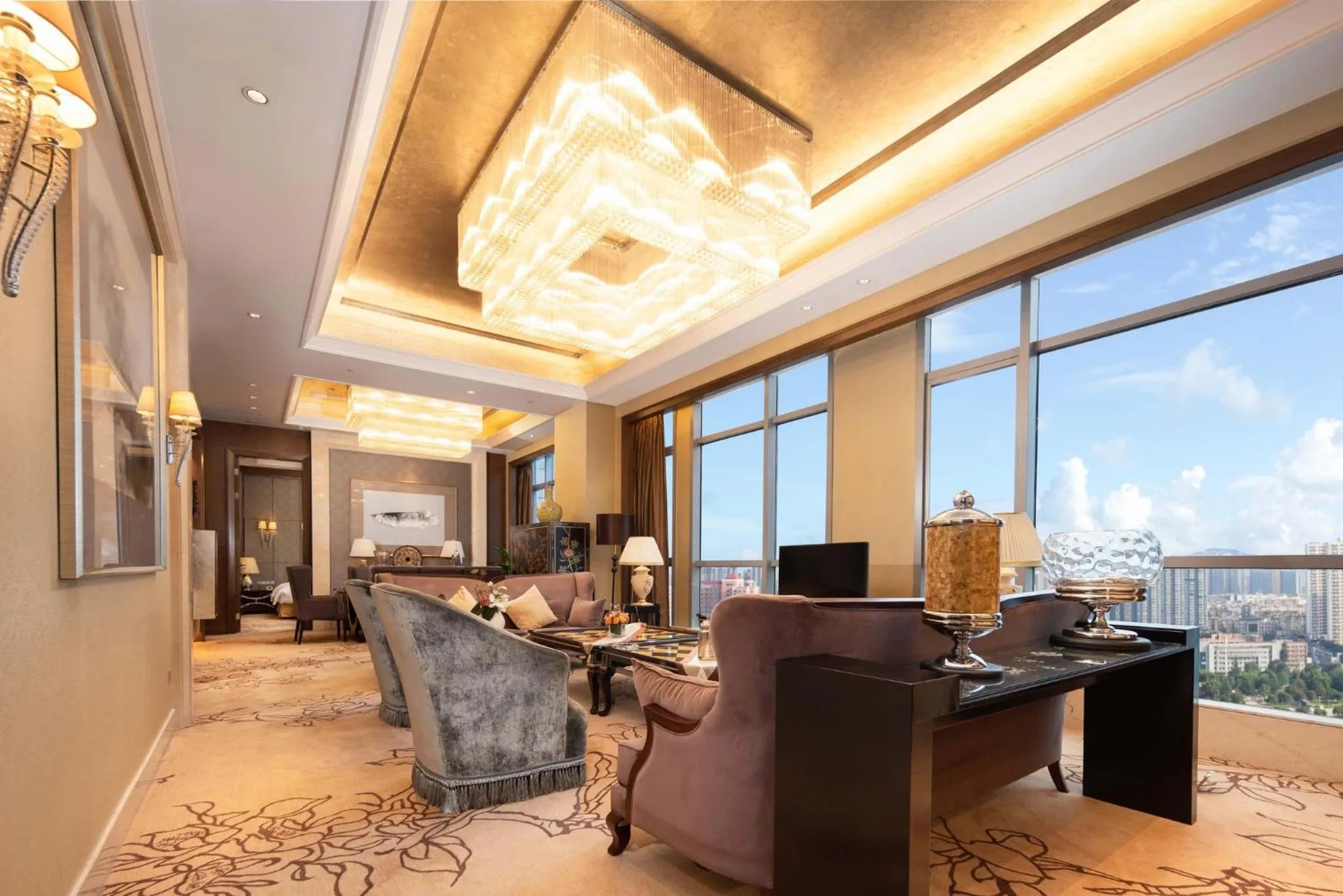 Photo of the whole room in Crowne Plaza Xiangyang by IHG