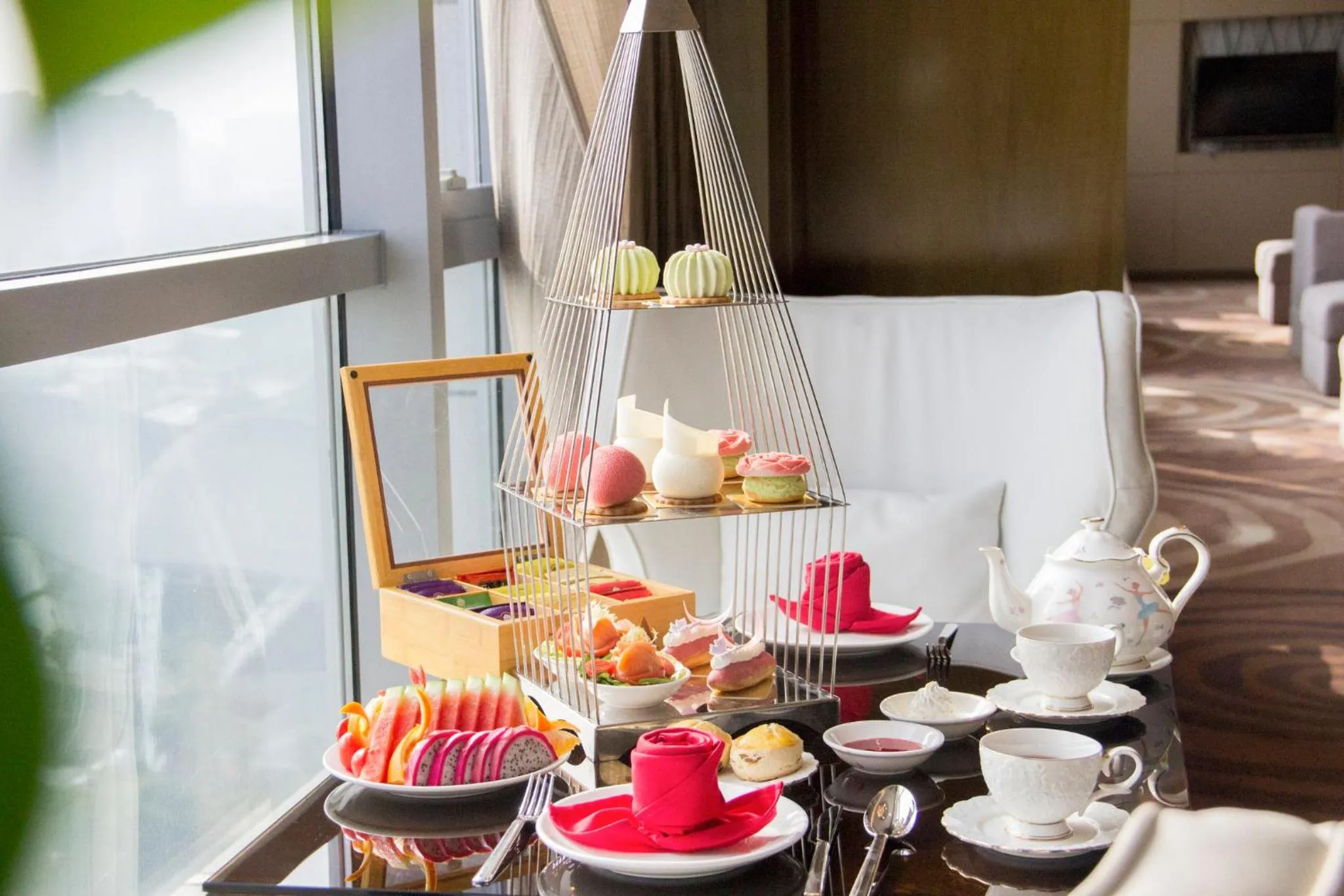 Restaurant/places to eat in Crowne Plaza Xiangyang by IHG