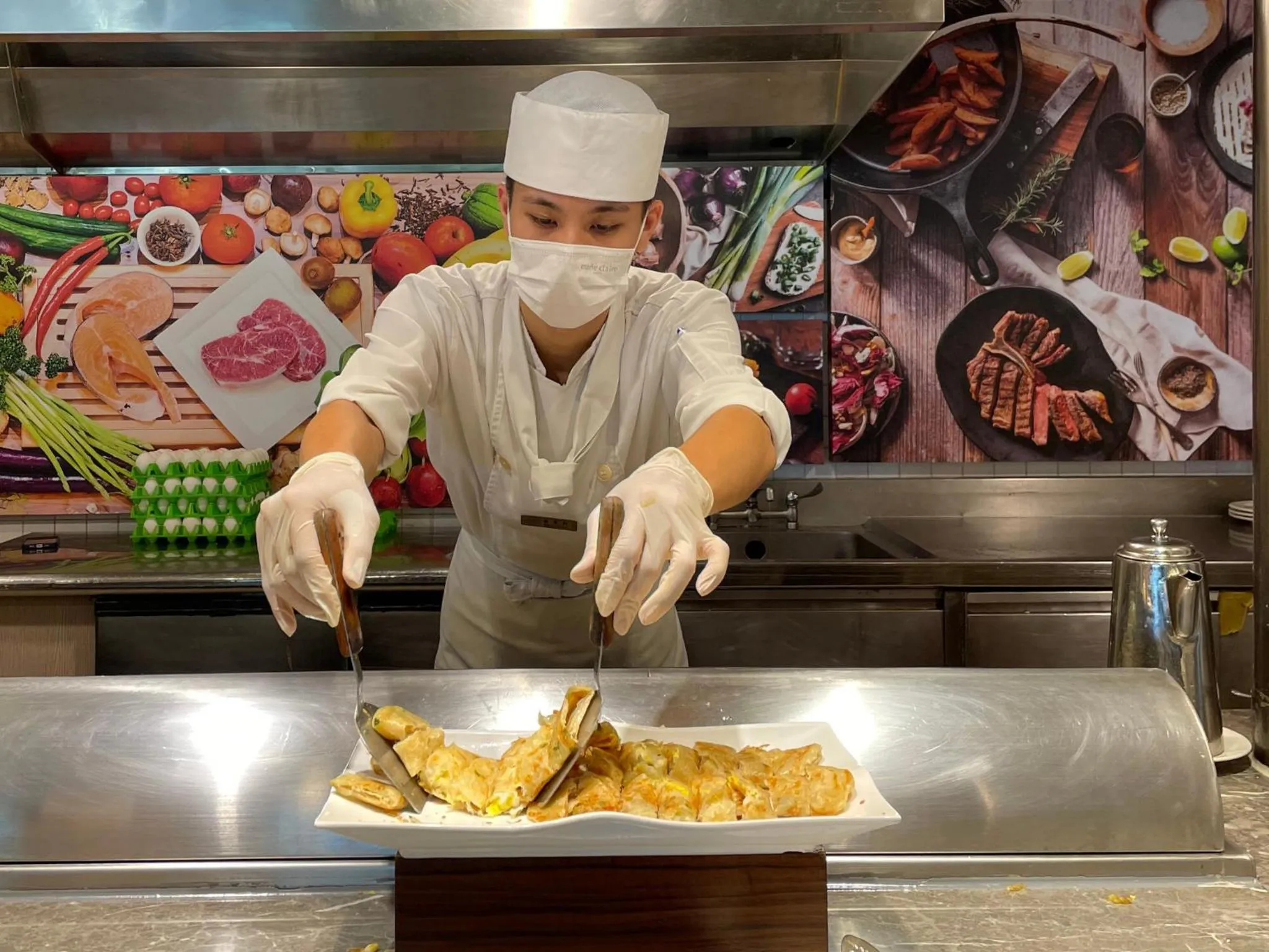 Restaurant/places to eat in Howard Beach Resort Kenting