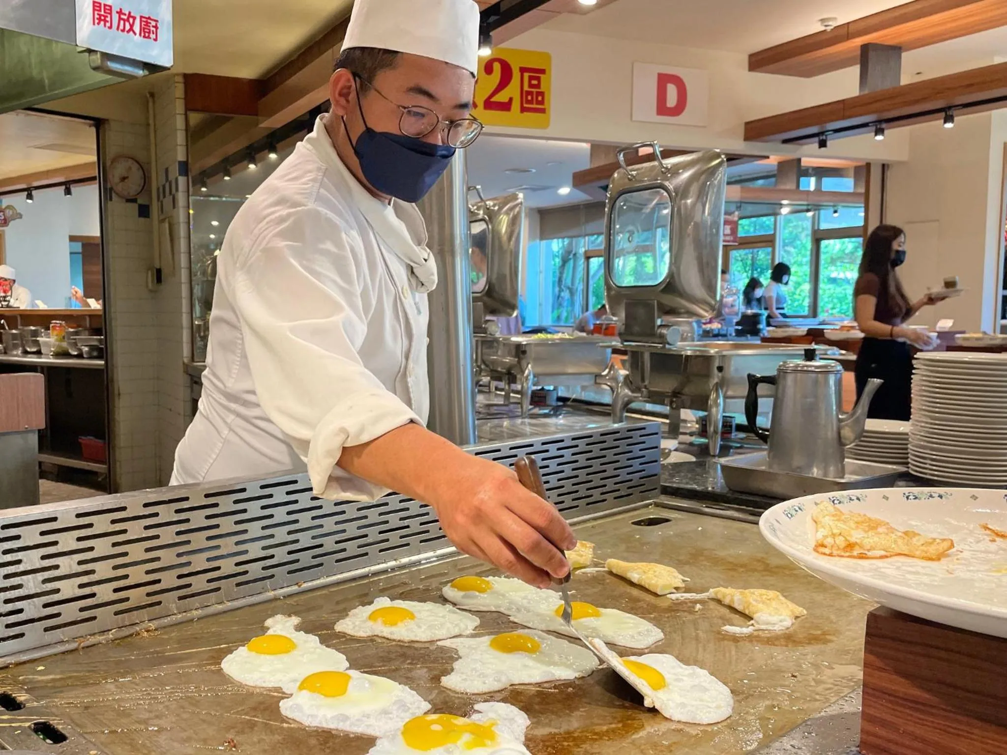 Restaurant/places to eat in Howard Beach Resort Kenting