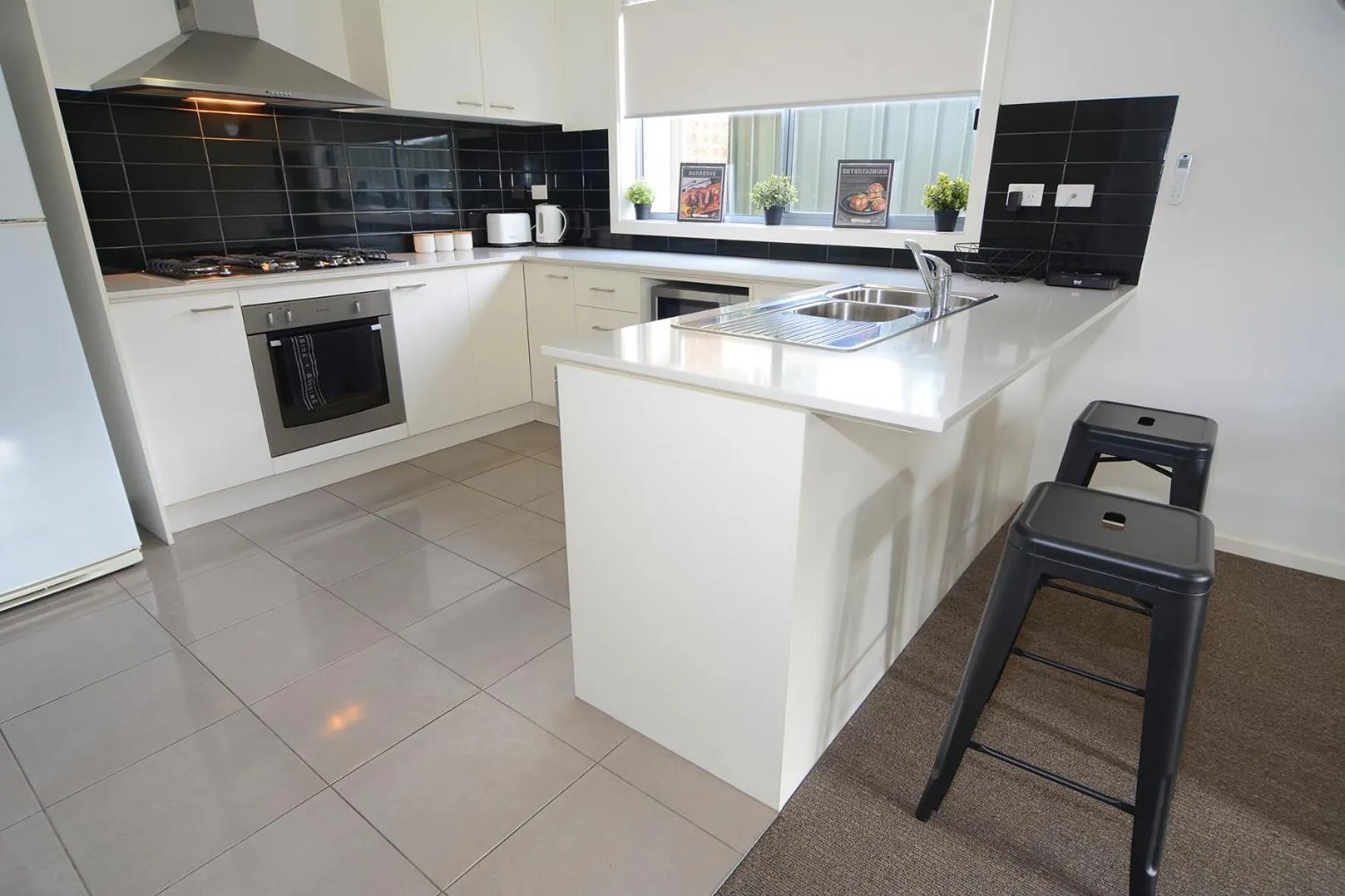 Kitchen or kitchenette in Barclay On View