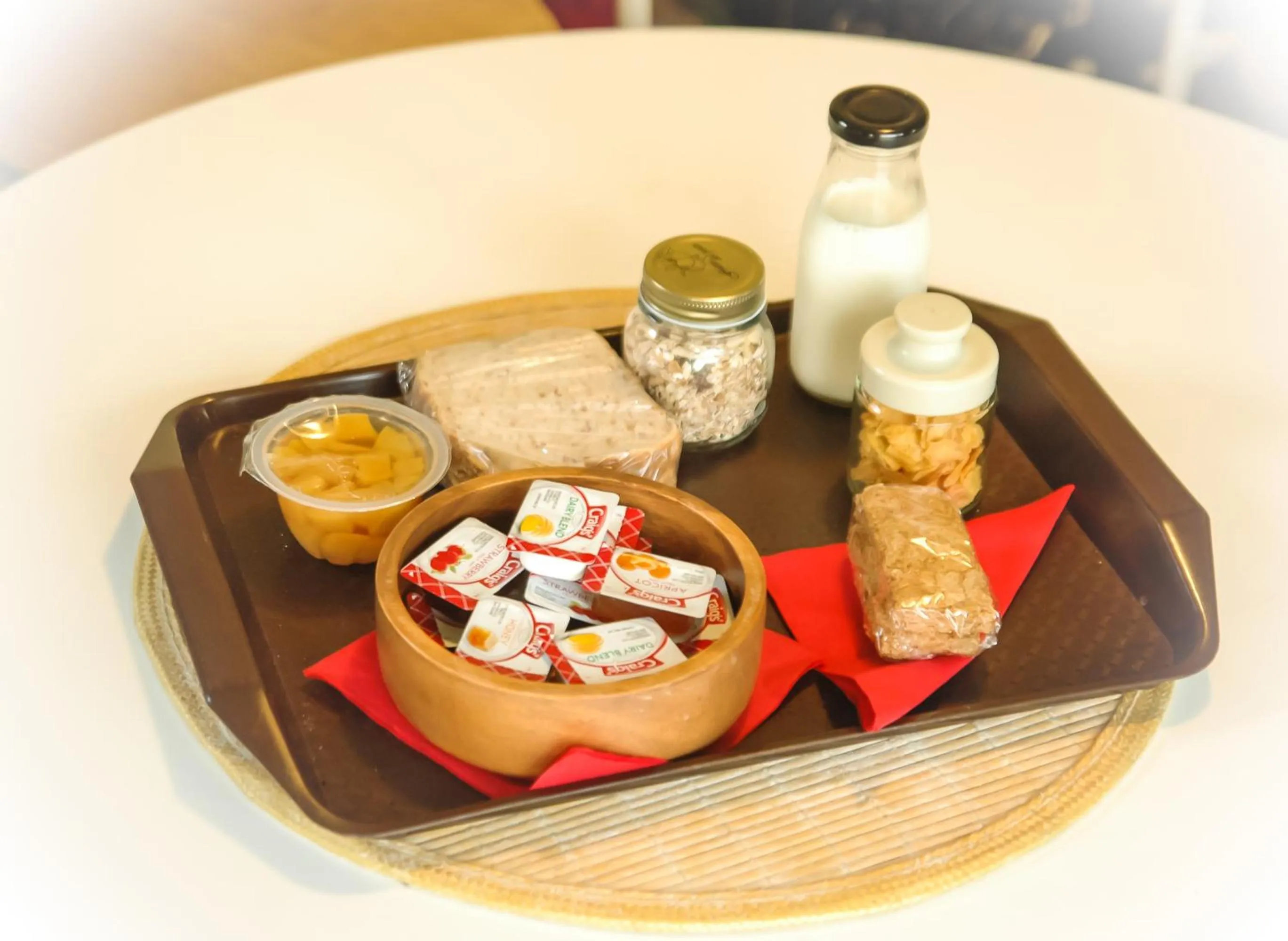 Breakfast in Glacier View Motel - Franz Josef