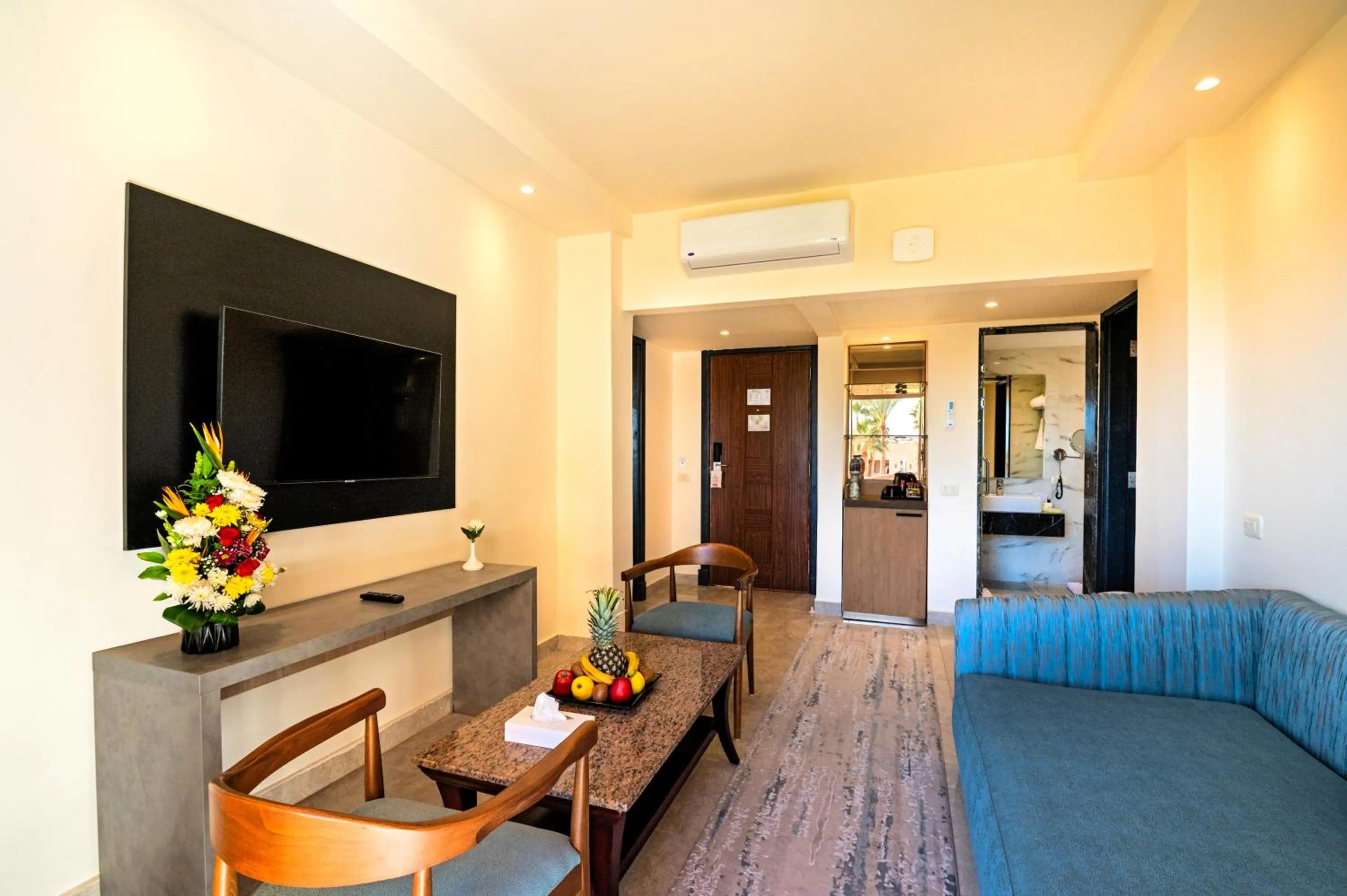 Seating area in Xperience Kiroseiz Parkland