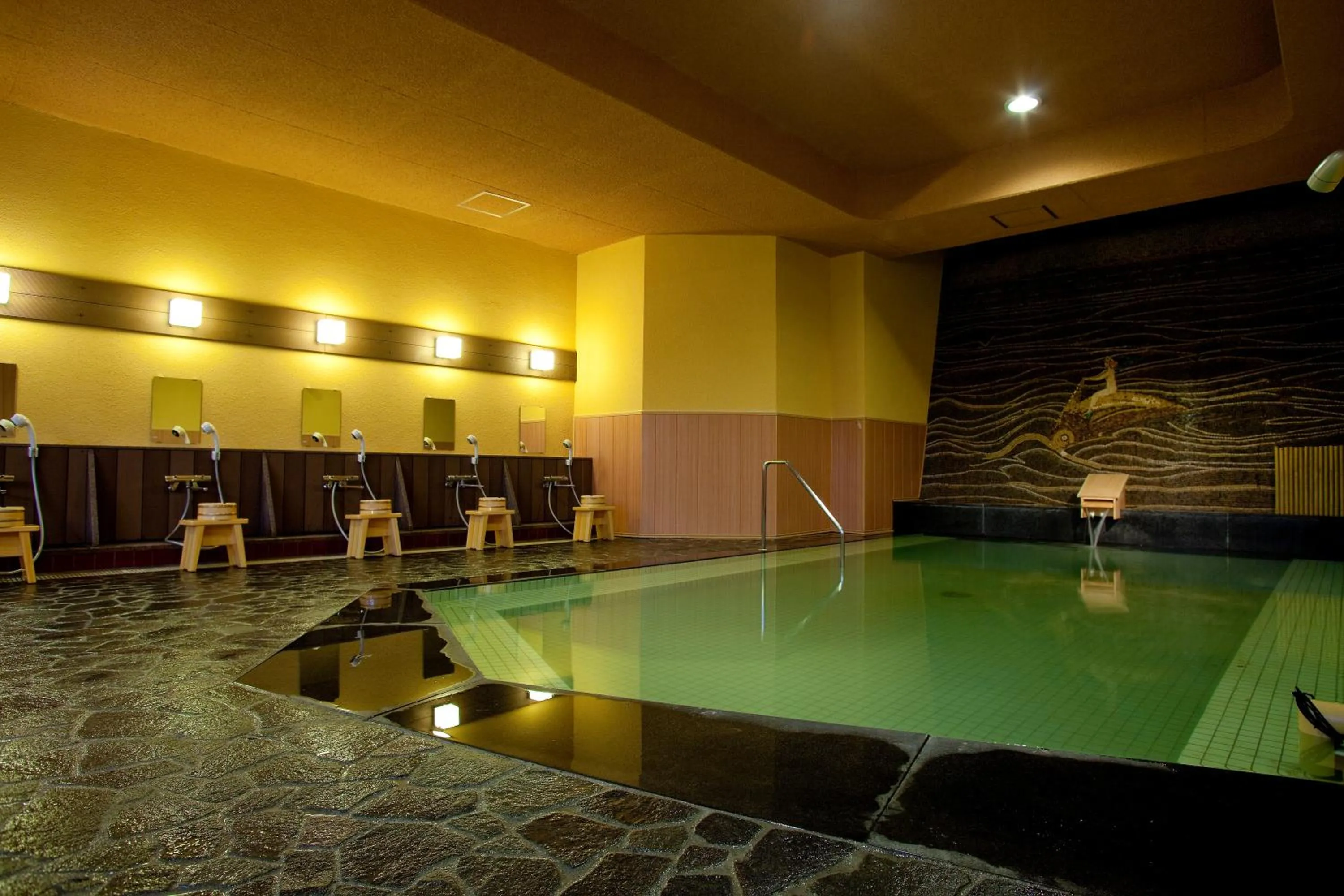 Hot Spring Bath in Yuyado Ichibanchi