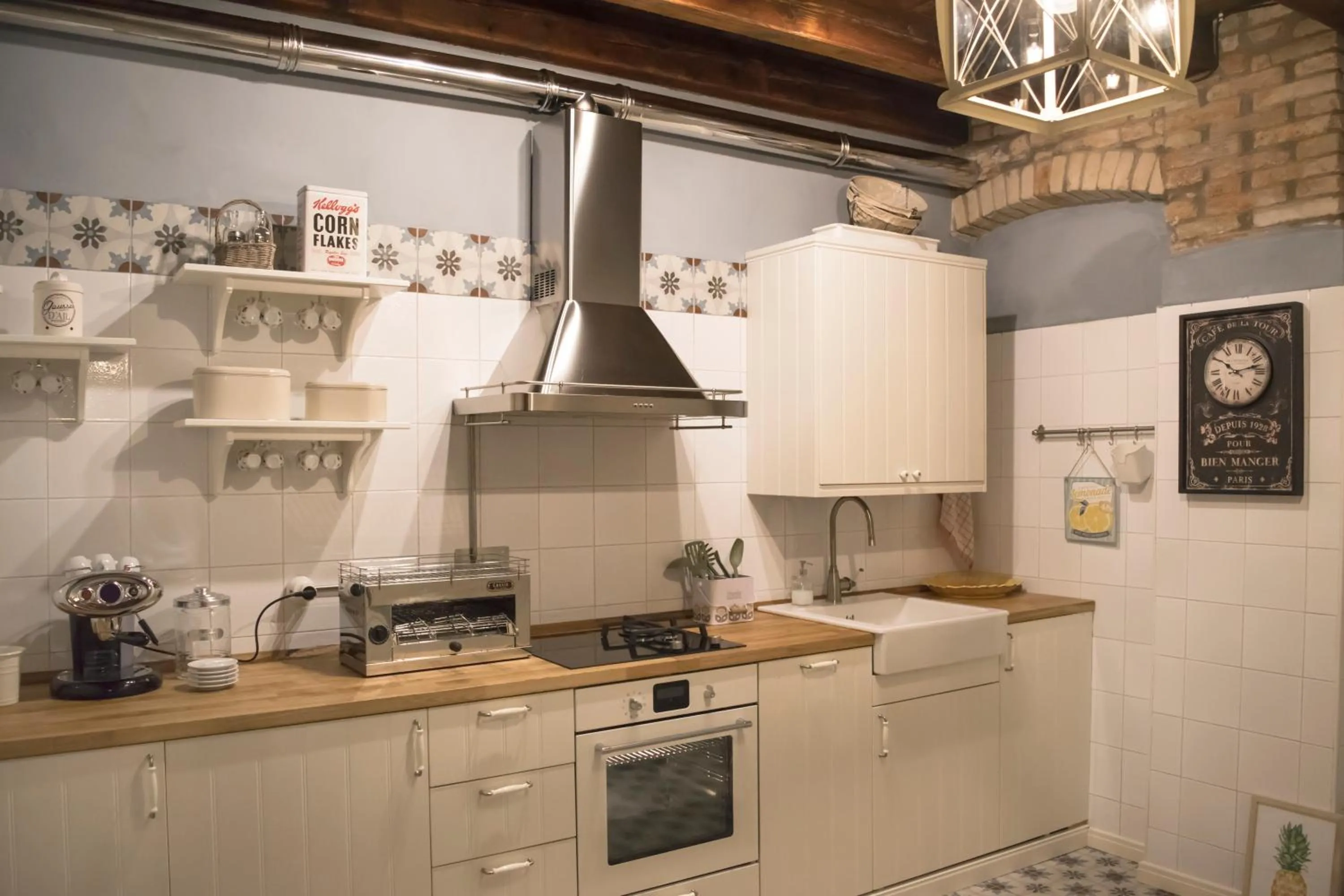 Area and facilities in Hospitale I Mori