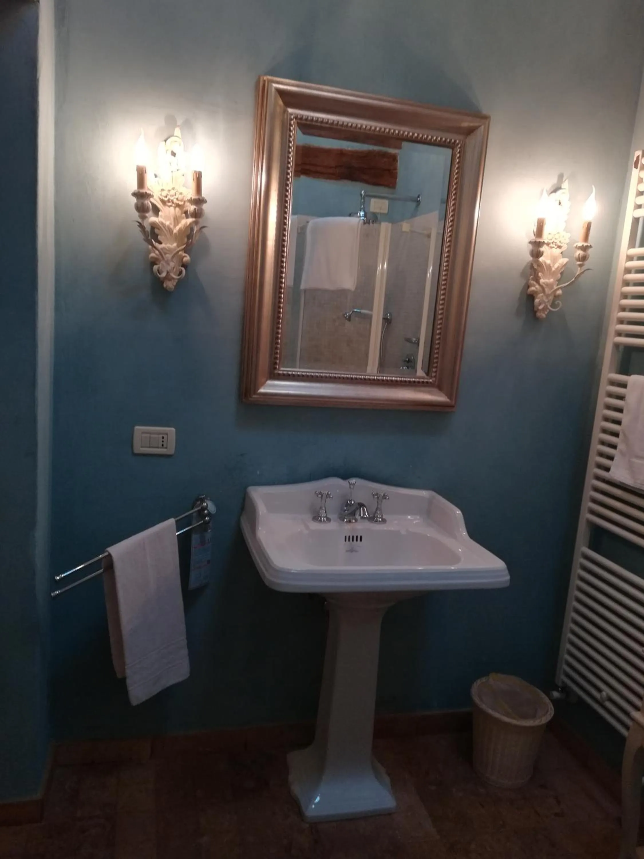 Bathroom in Hospitale I Mori