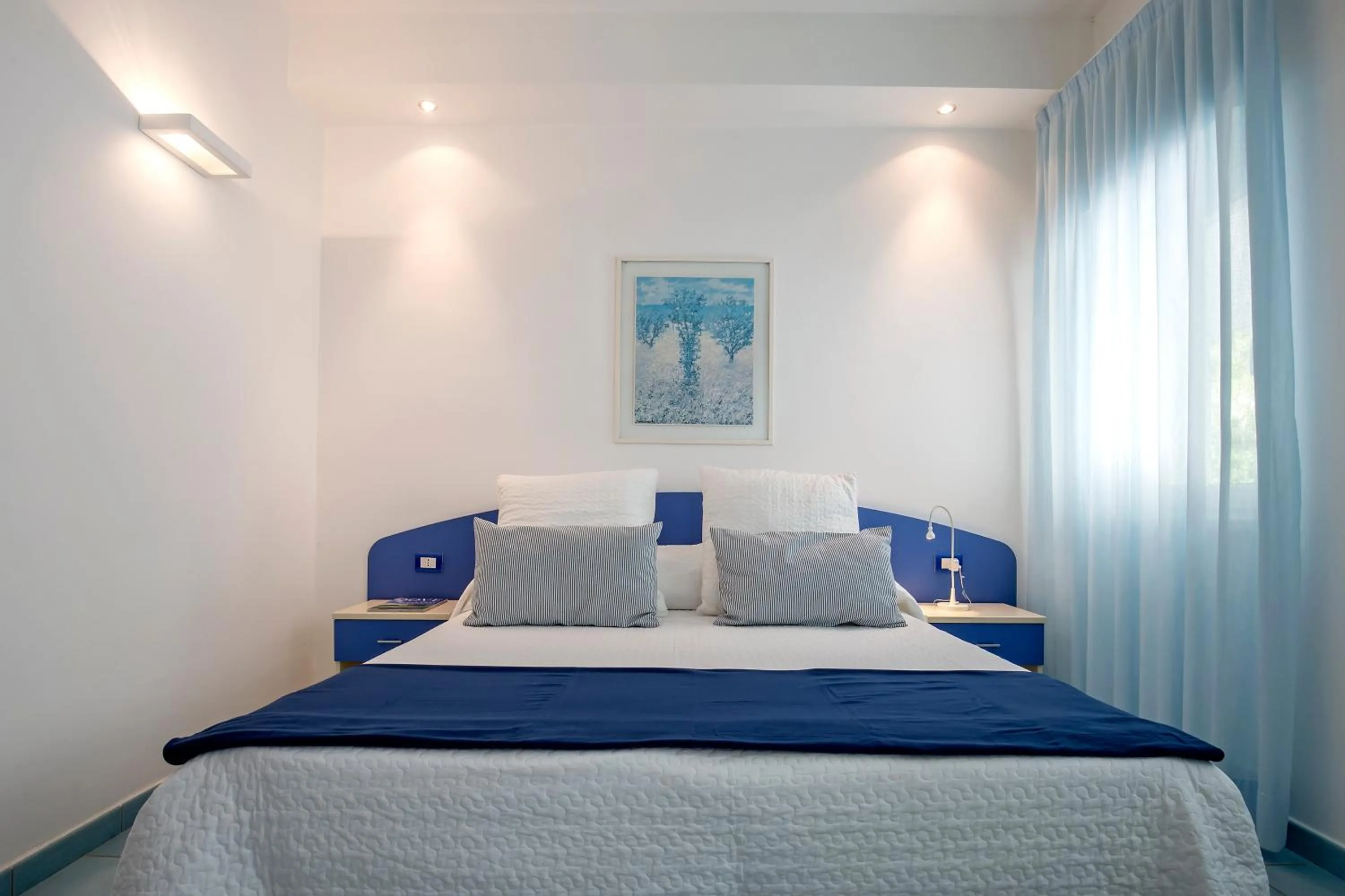 Bed in Angelina Residence