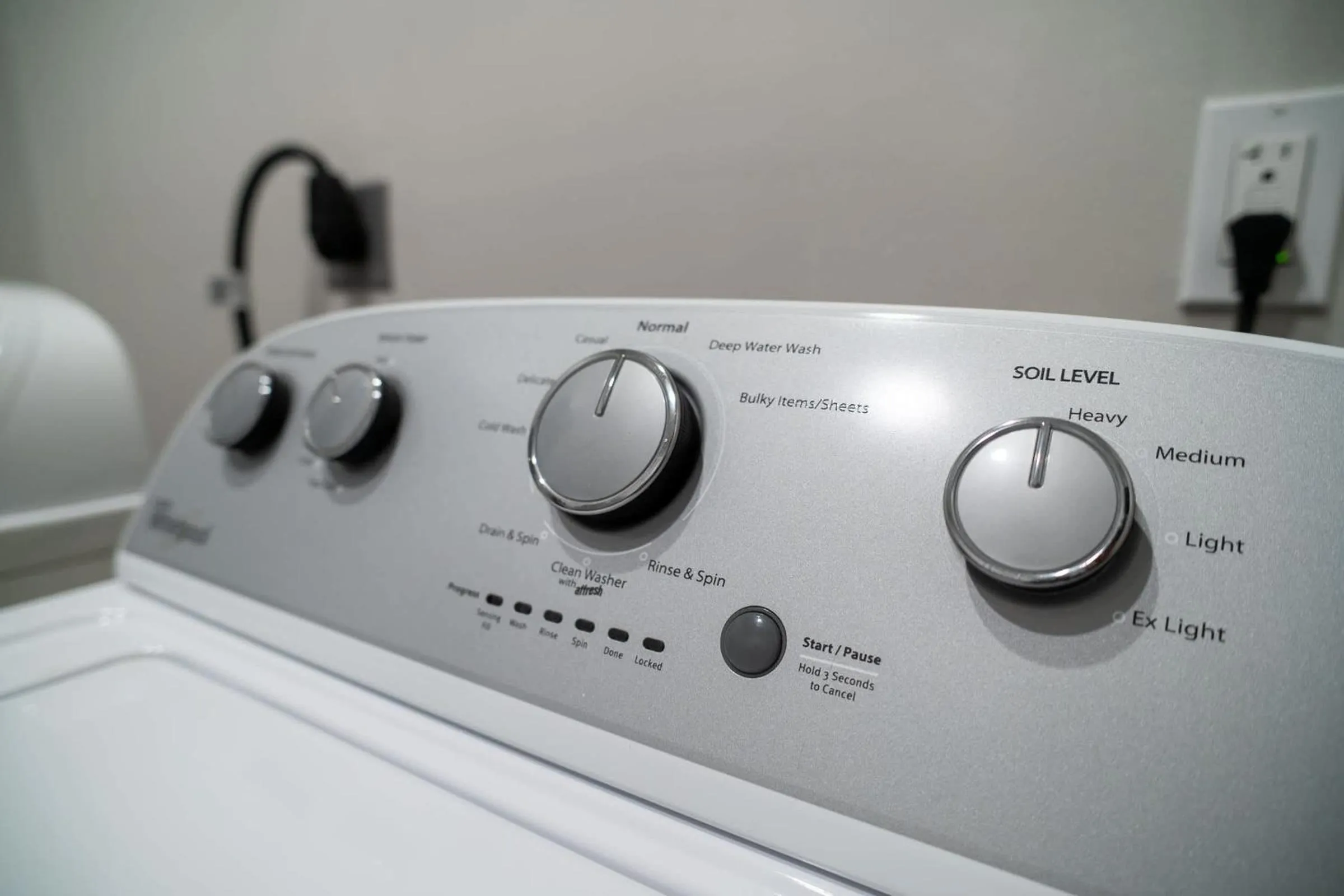 5 BEDROOM BEACHFRONT CONDO - 4th Floor