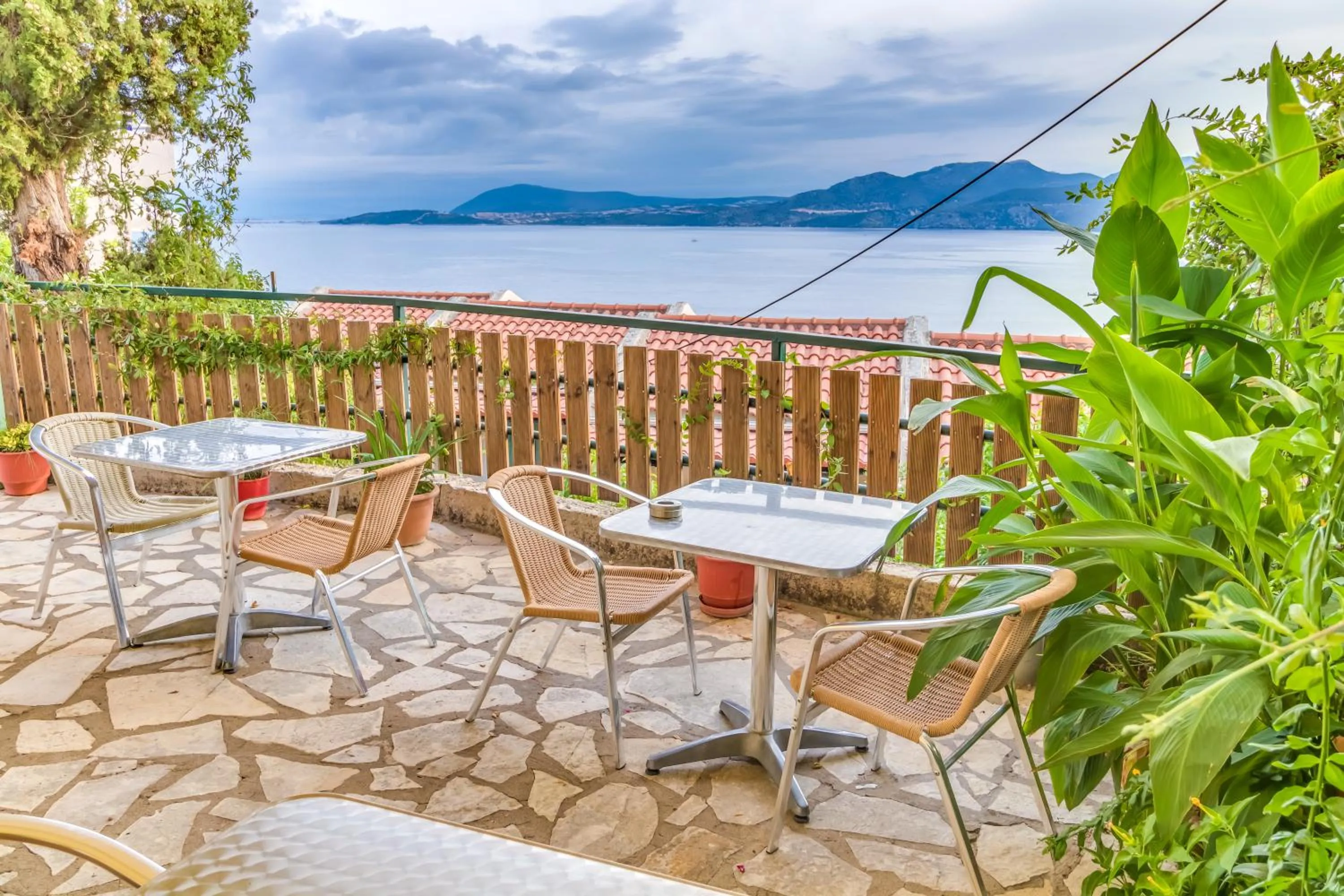 Restaurant/places to eat in Vergina Star Hotel