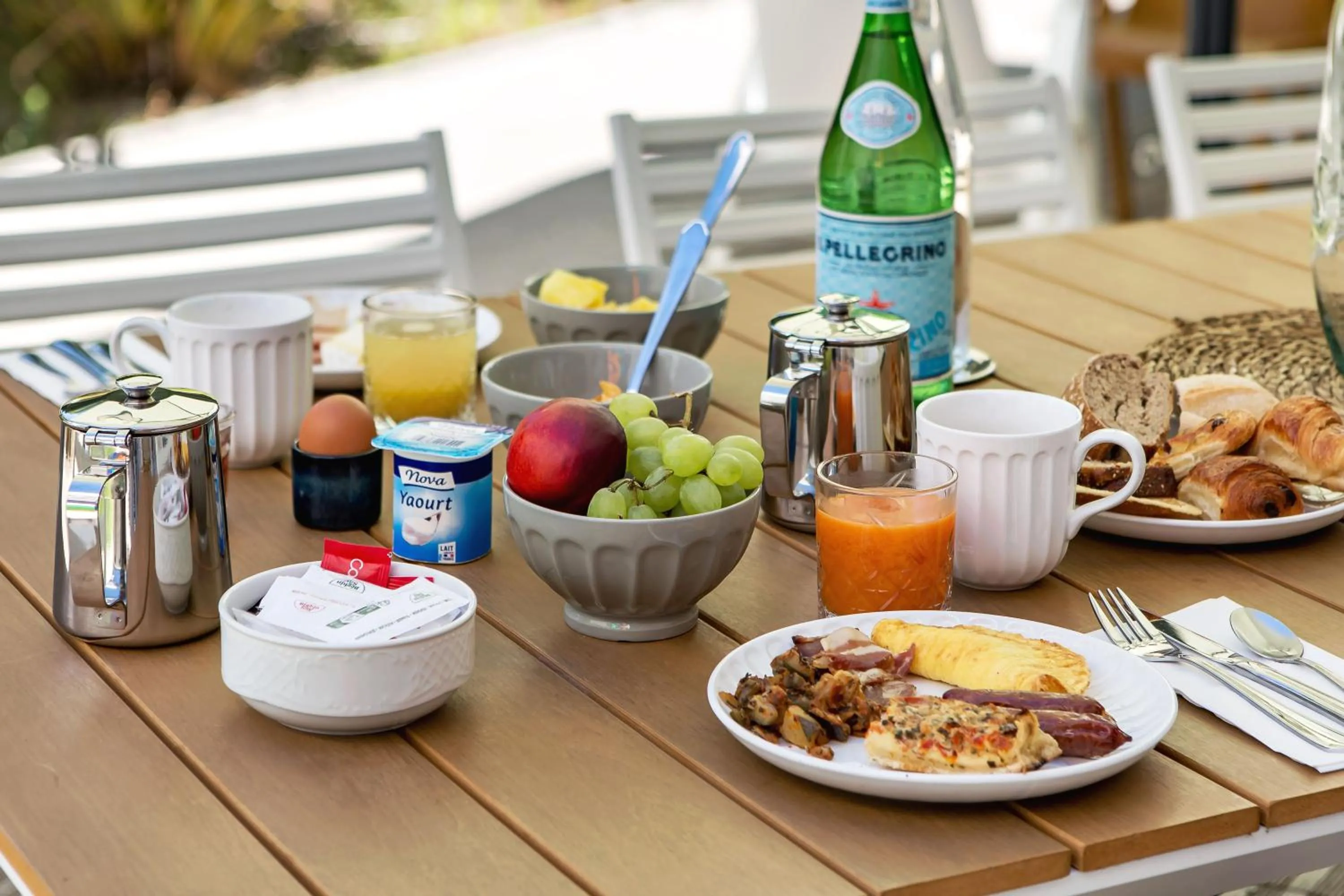 Breakfast in Holiday Inn - Marseille Airport by IHG