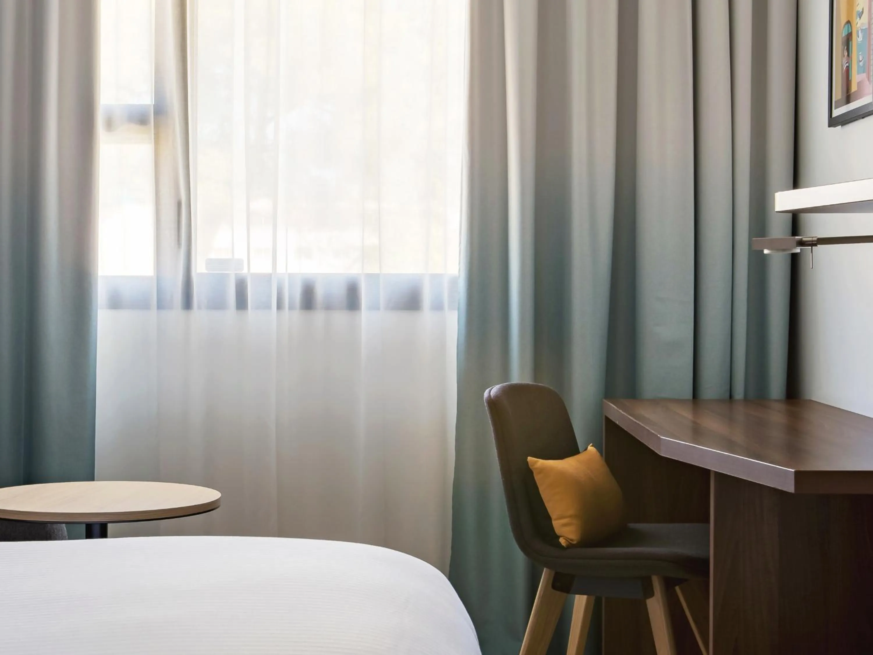 Photo of the whole room, Bed in Holiday Inn - Marseille Airport by IHG