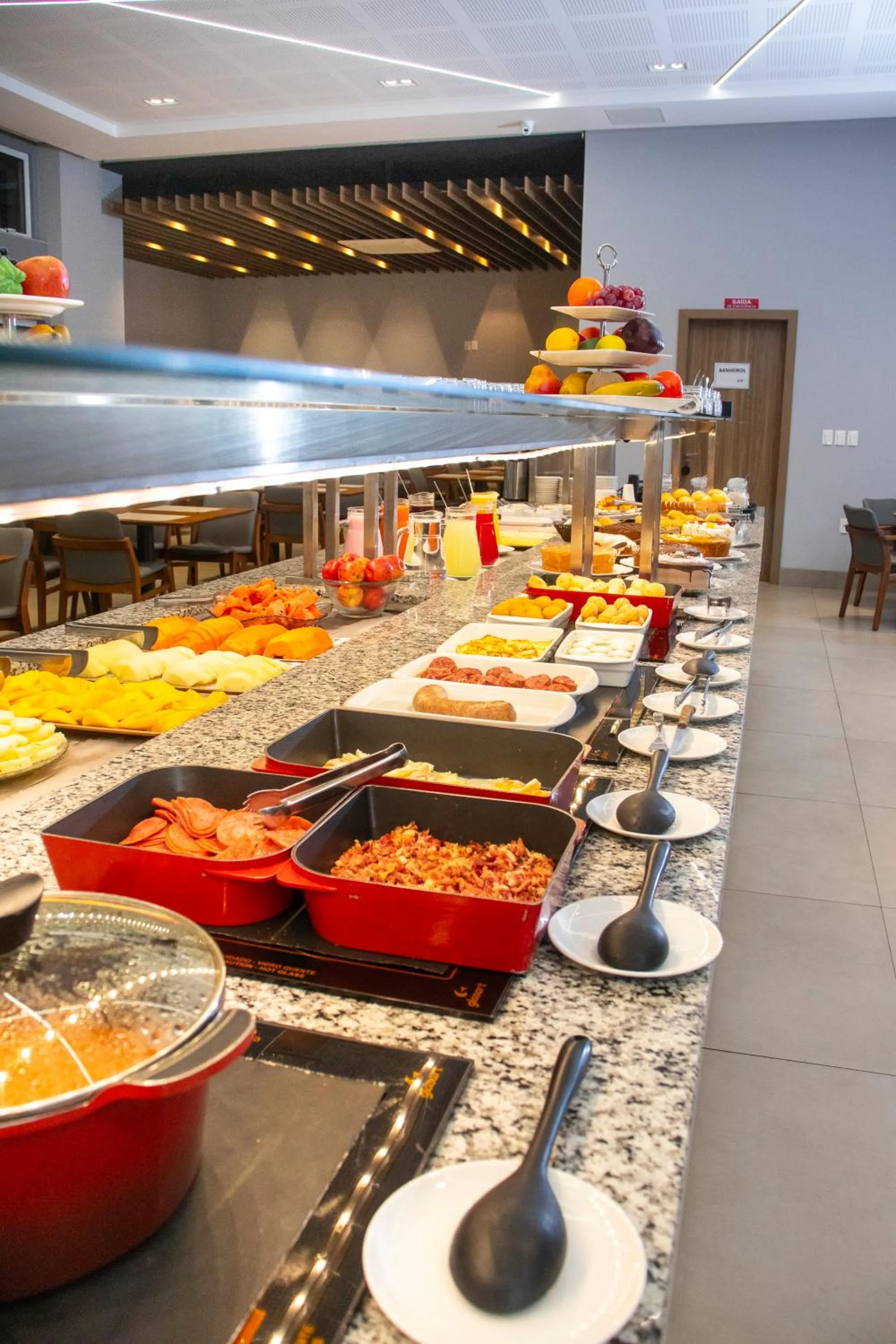 Breakfast in Hotel Cantelle