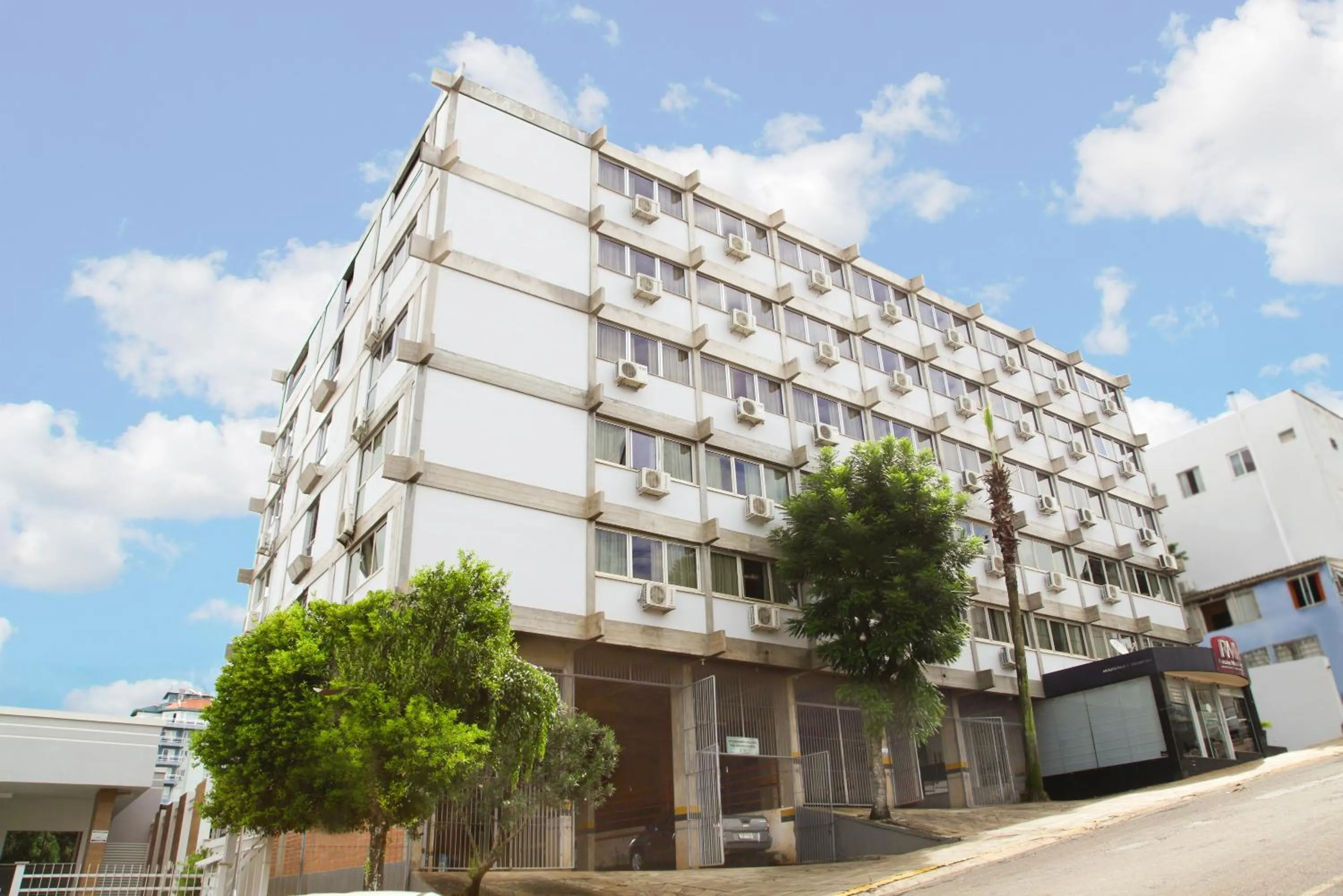 Street view in Hotel Cantelle