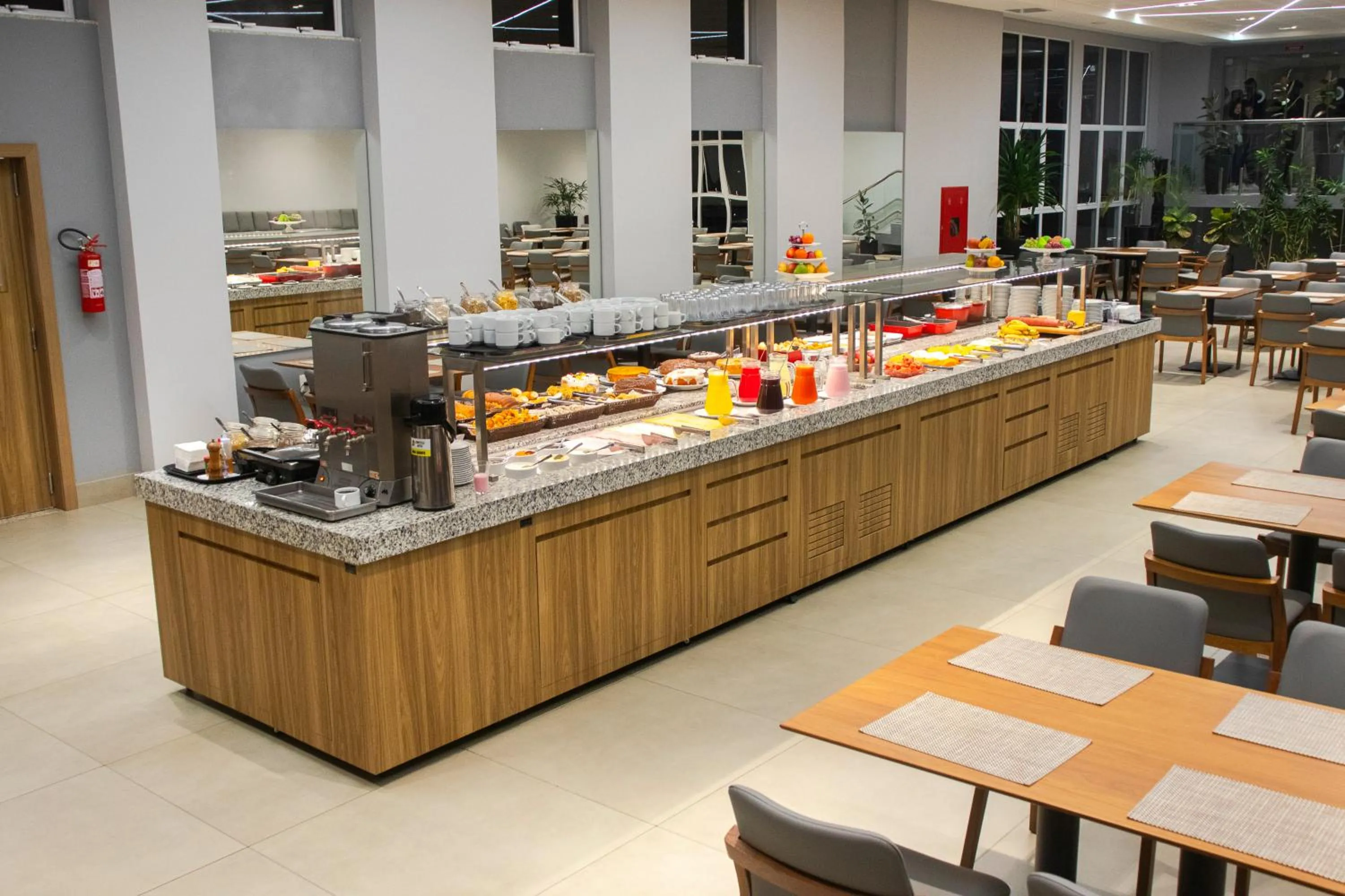 Breakfast in Hotel Cantelle