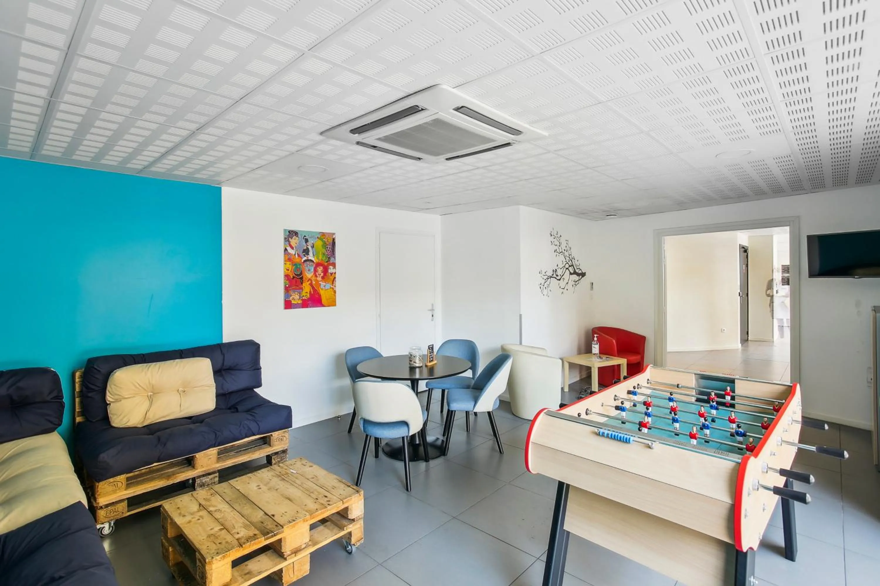 Game Room in All Suites Appart Hôtel - Dunkerque Centre