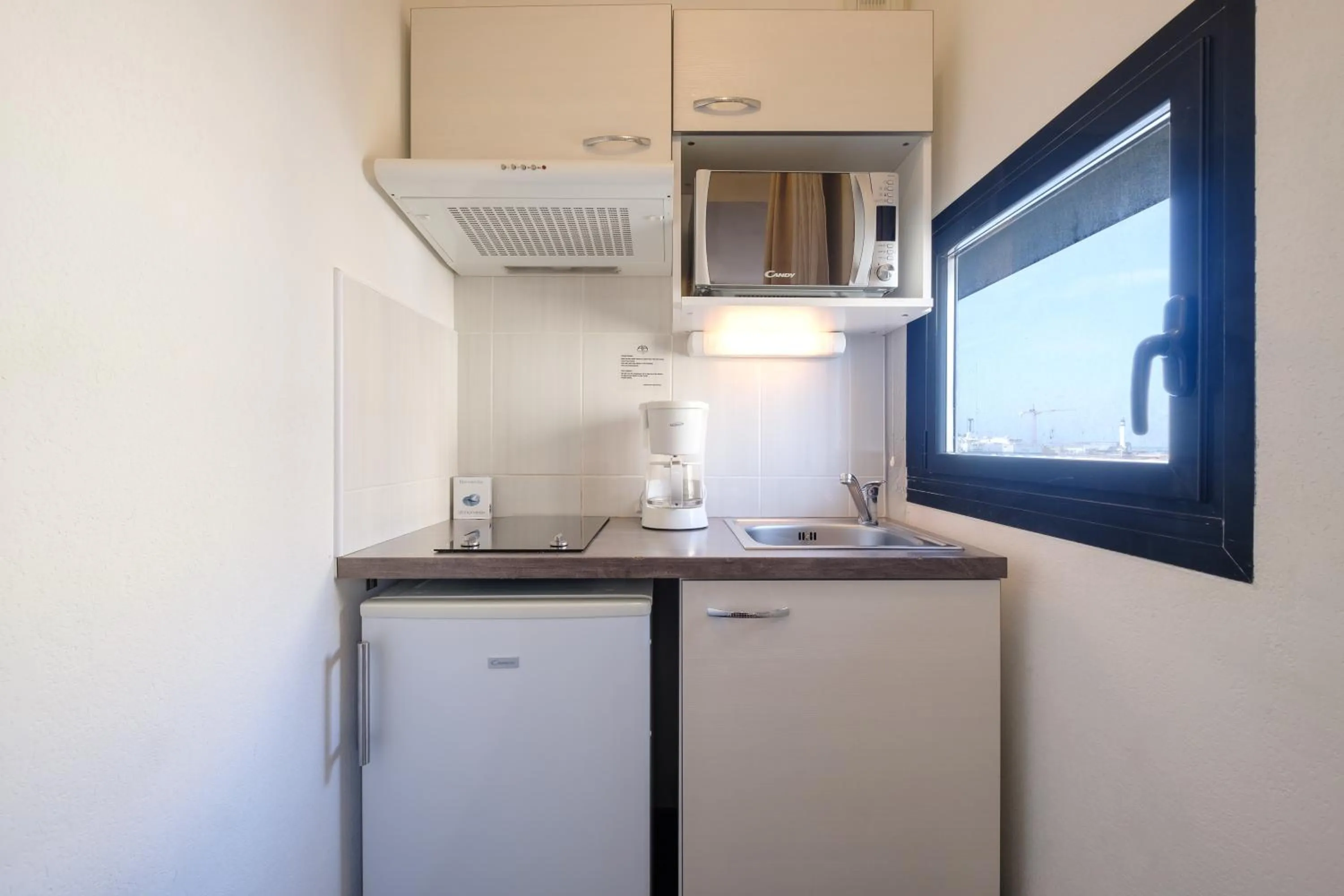 Coffee/tea facilities in All Suites Appart Hôtel - Dunkerque Centre