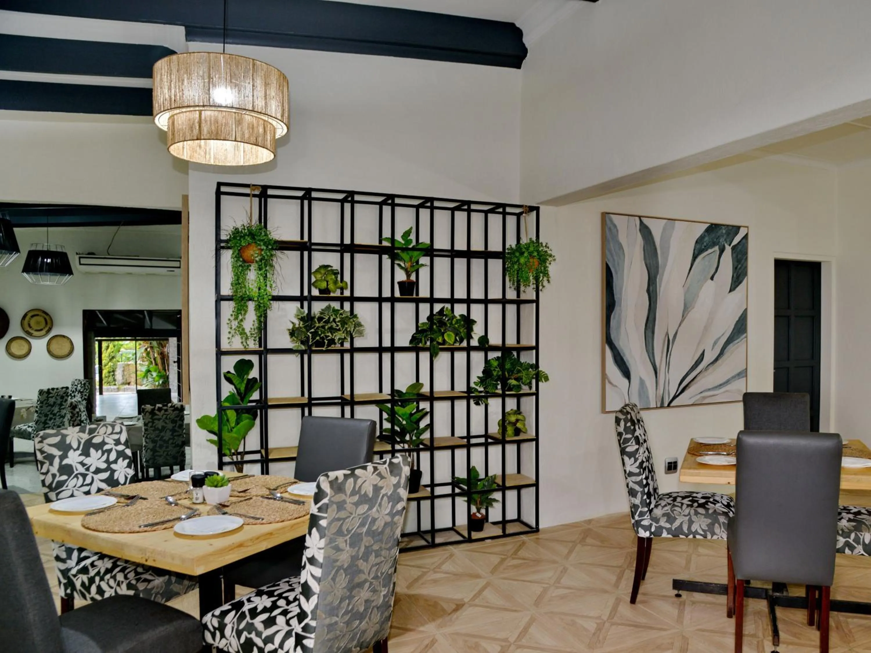 Dining area in ANEW Resort White River Mbombela