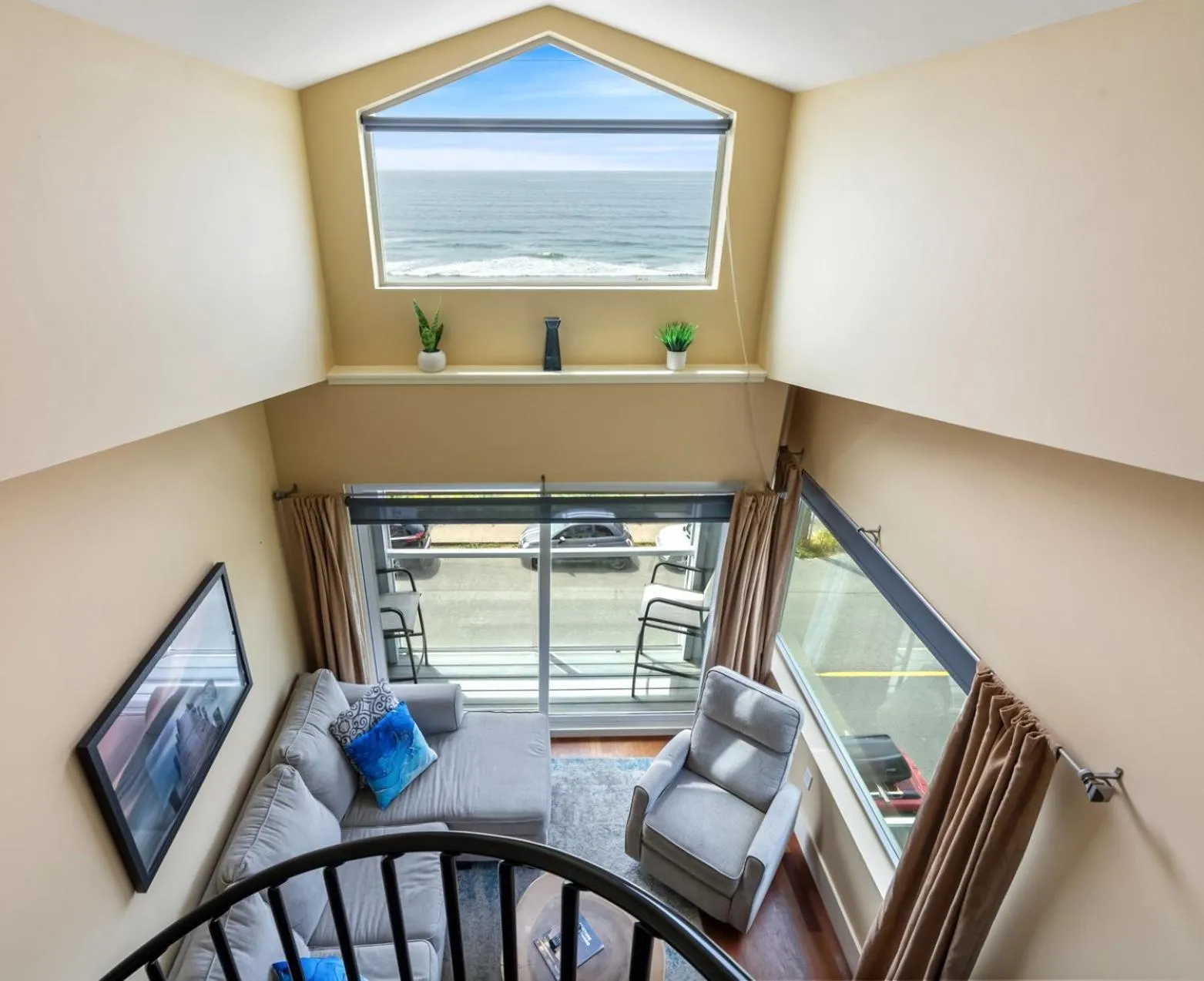 Seating area in Three Arch Inn