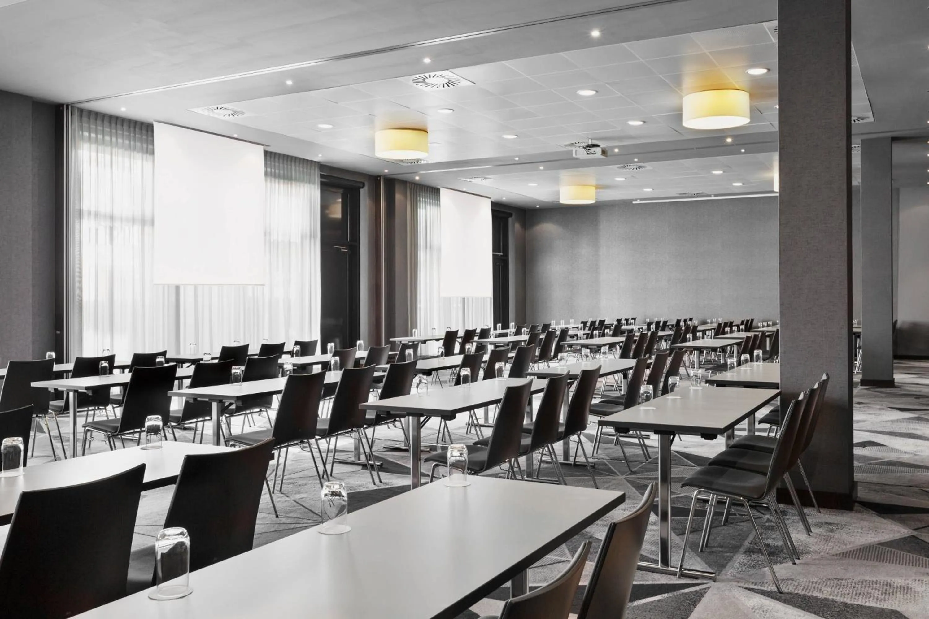 Meeting/conference room in Courtyard by Marriott Munich City East