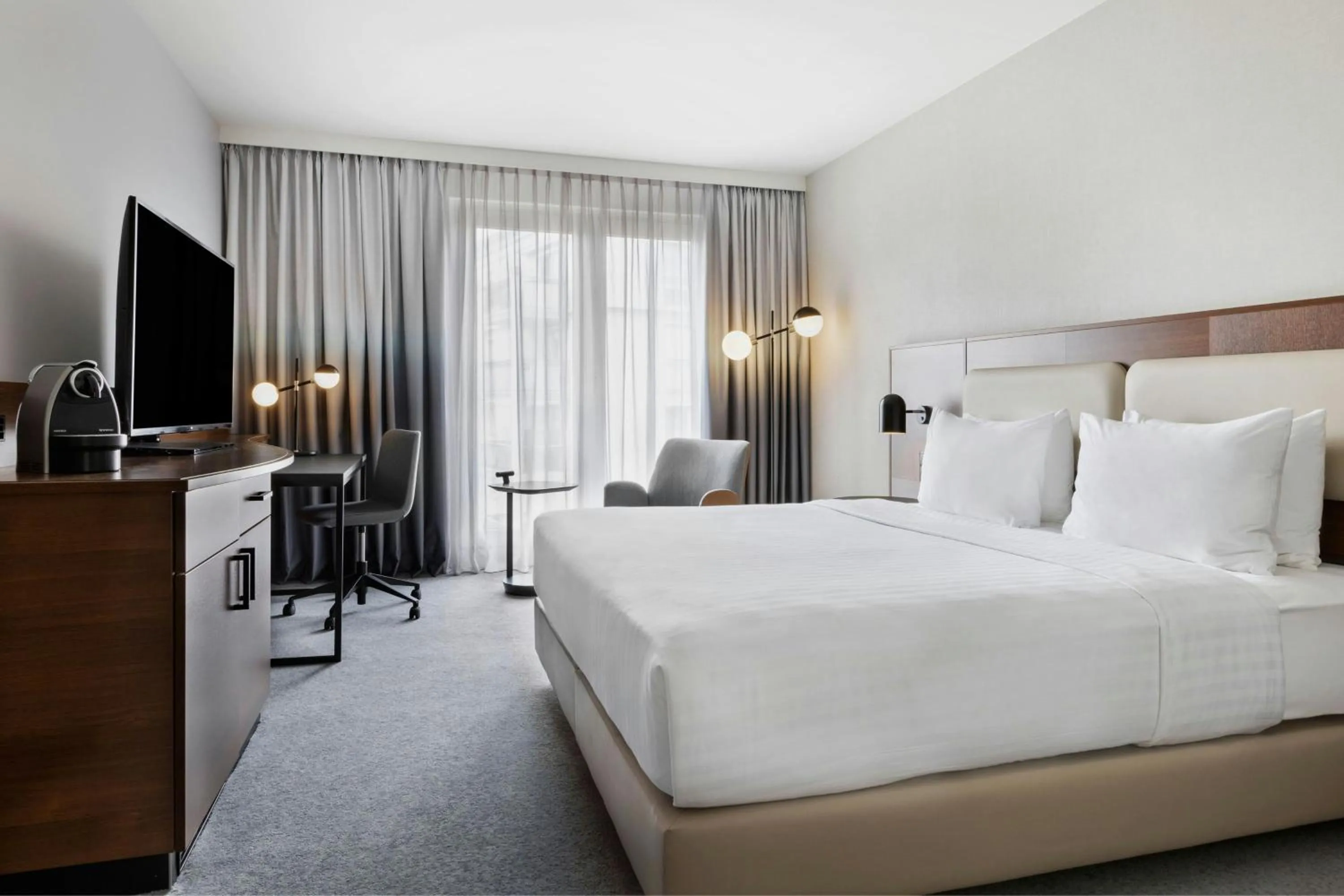 Photo of the whole room, Bed in Courtyard by Marriott Munich City East