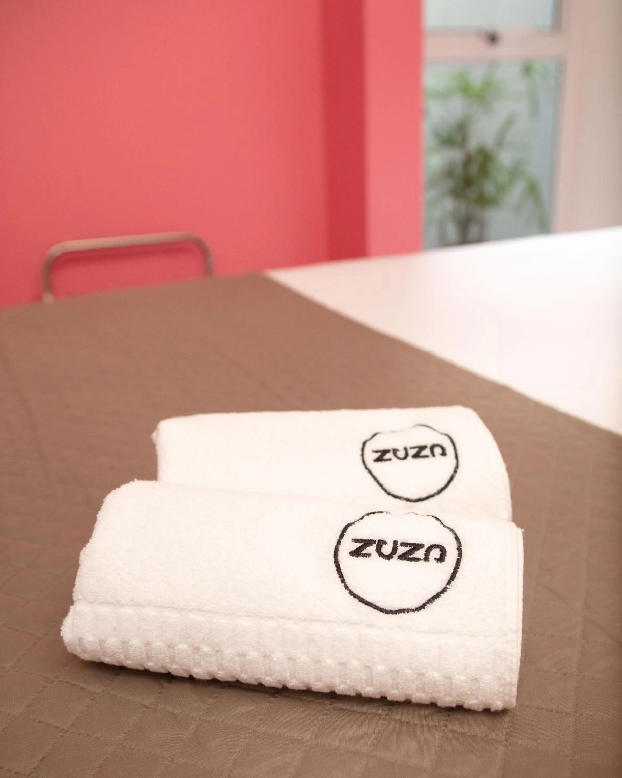 Property logo or sign, Bed in Zuza Slim Suítes