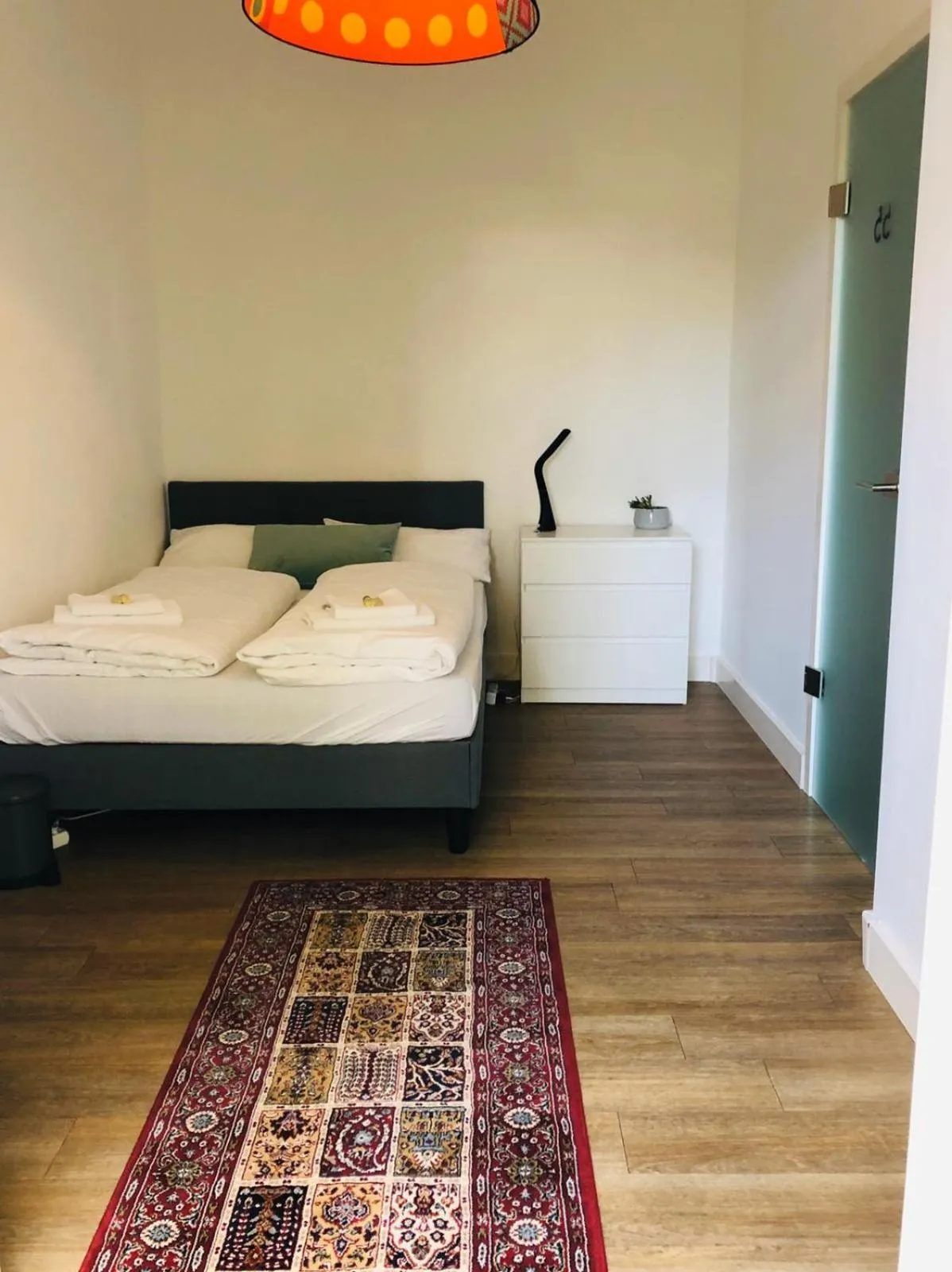 Bedroom, Bed in Jasper's Boutique Hotel