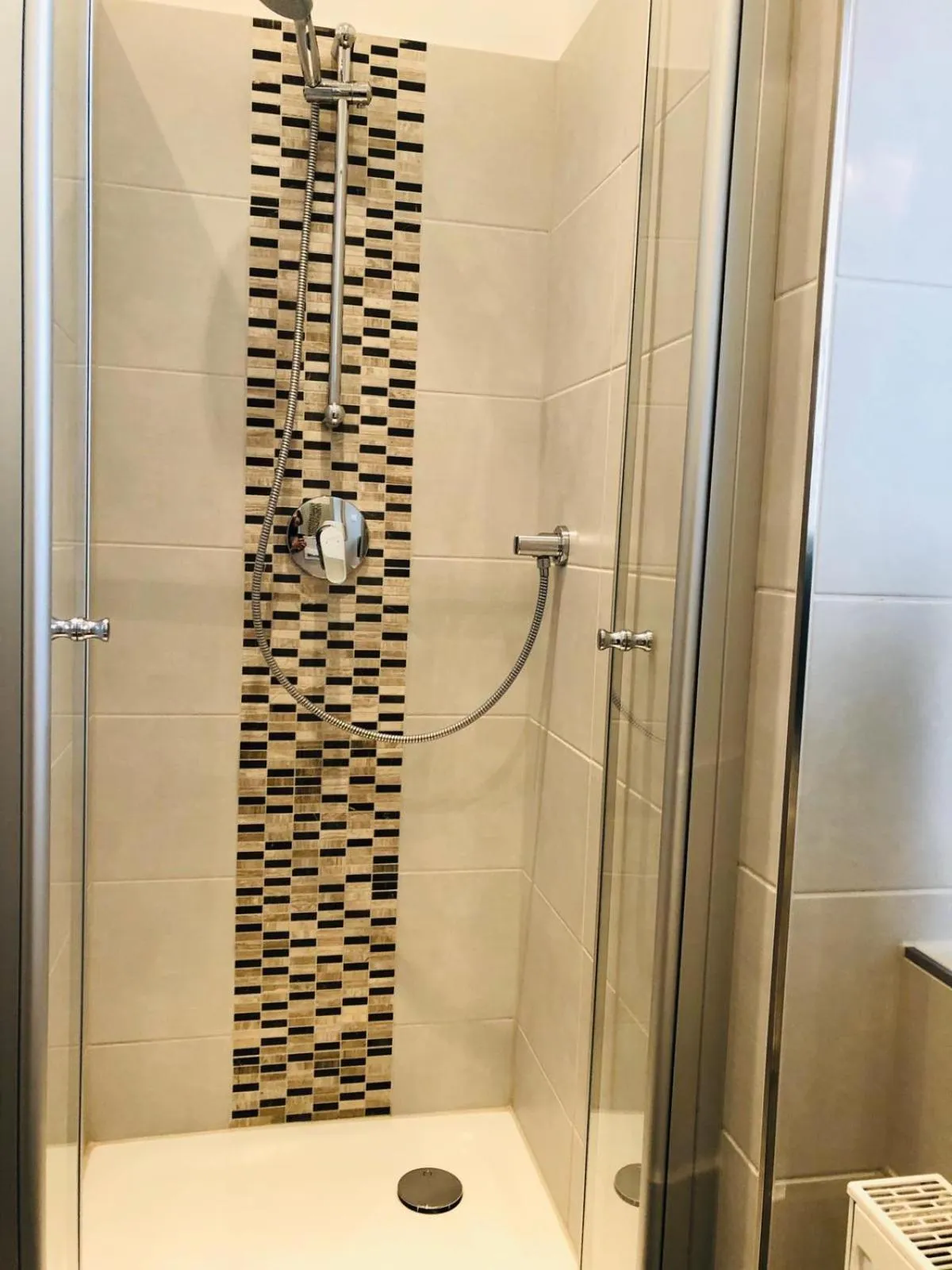 Bathroom in Jasper's Boutique Hotel