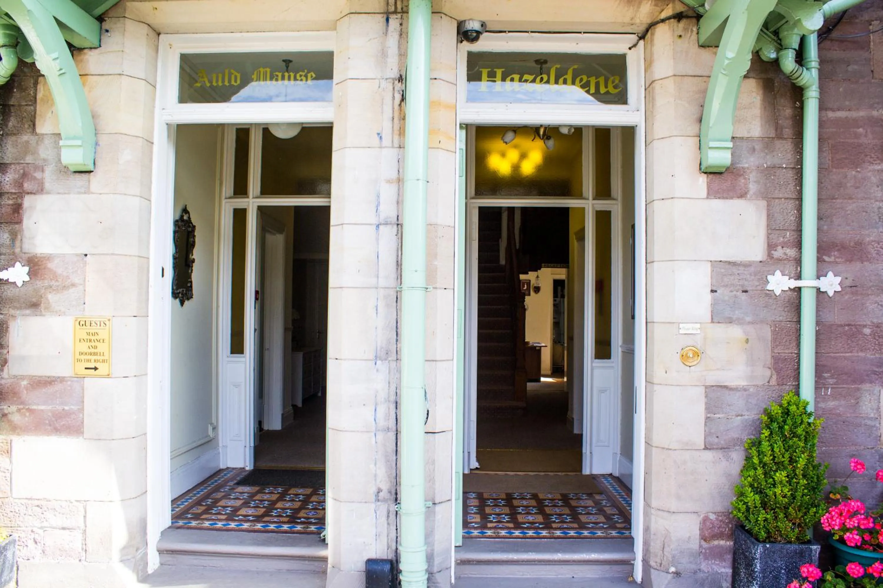 Facade/entrance in Hazeldene Guest House