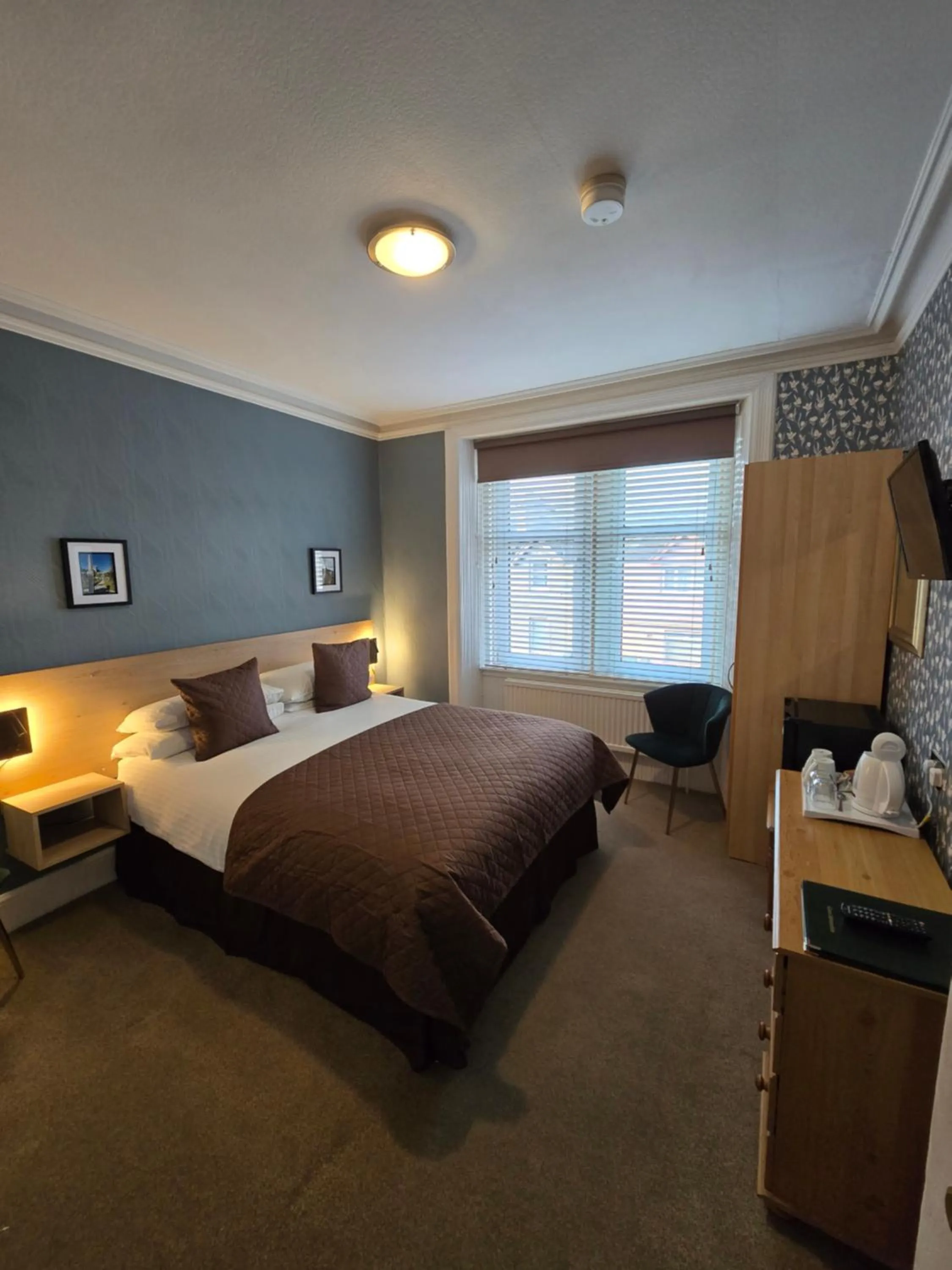 Bedroom, Bed in Hazeldene Guest House