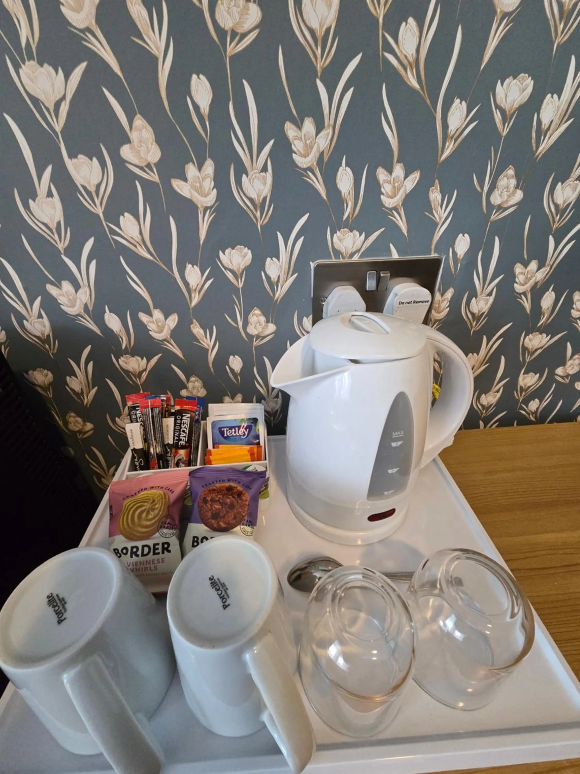Coffee/tea facilities in Hazeldene Guest House