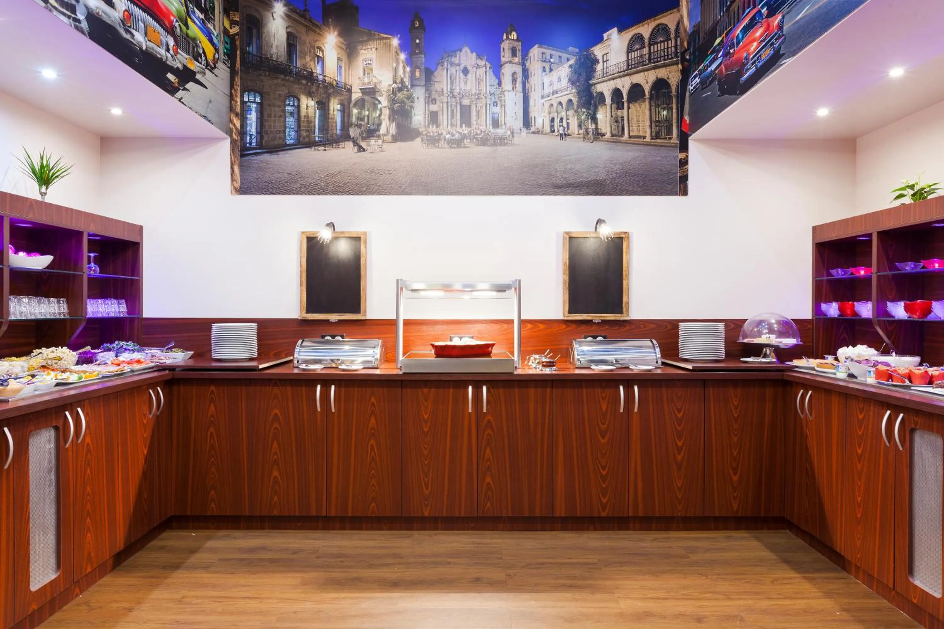 Food and drinks in Comfort Hotel Orléans Olivet Provinces