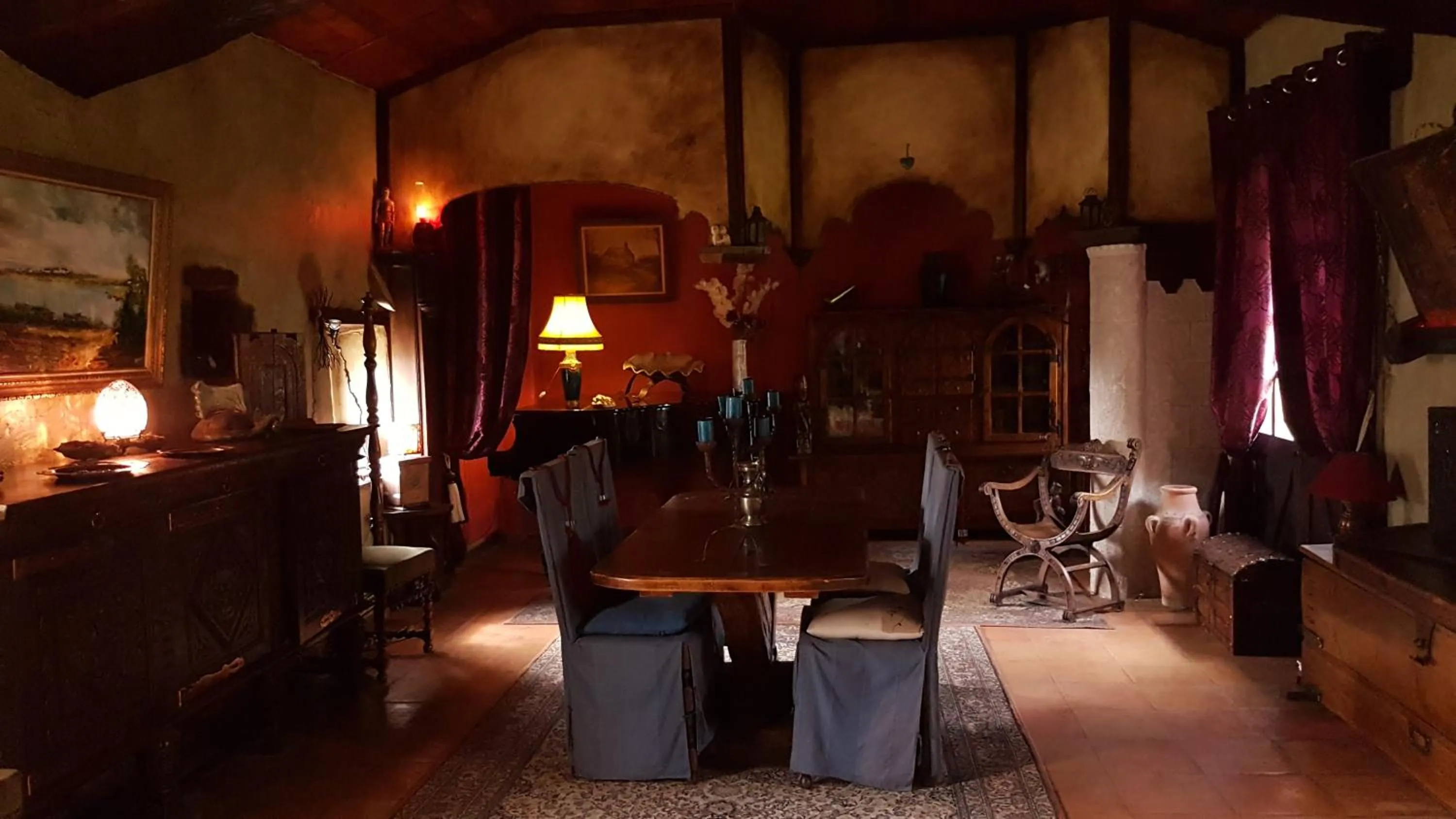 Banquet/Function facilities in Suite Médiévale 40m2 chambre d' hôte du Mas Fabrègue