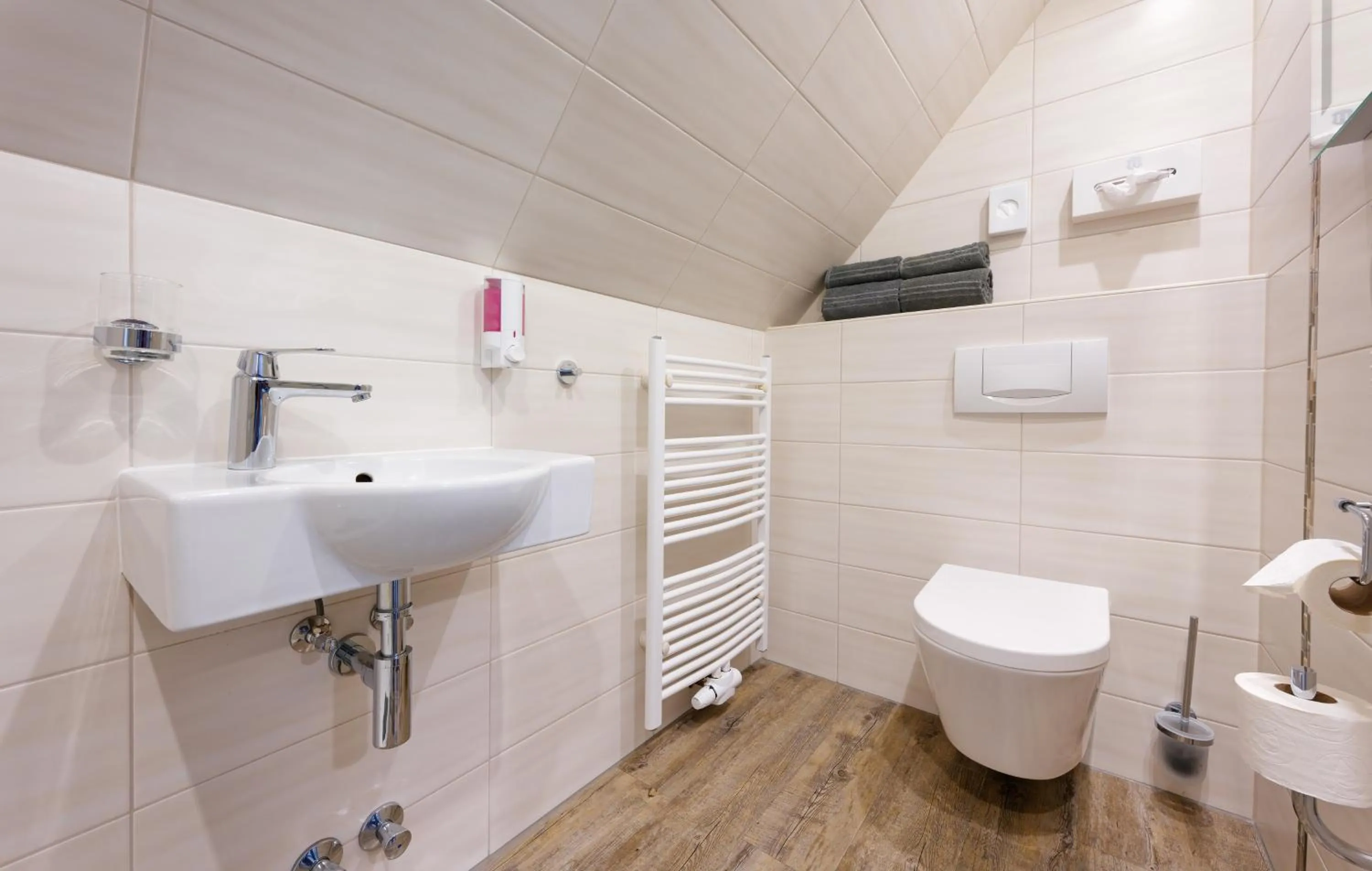 Bathroom in Hotel Schluister Park