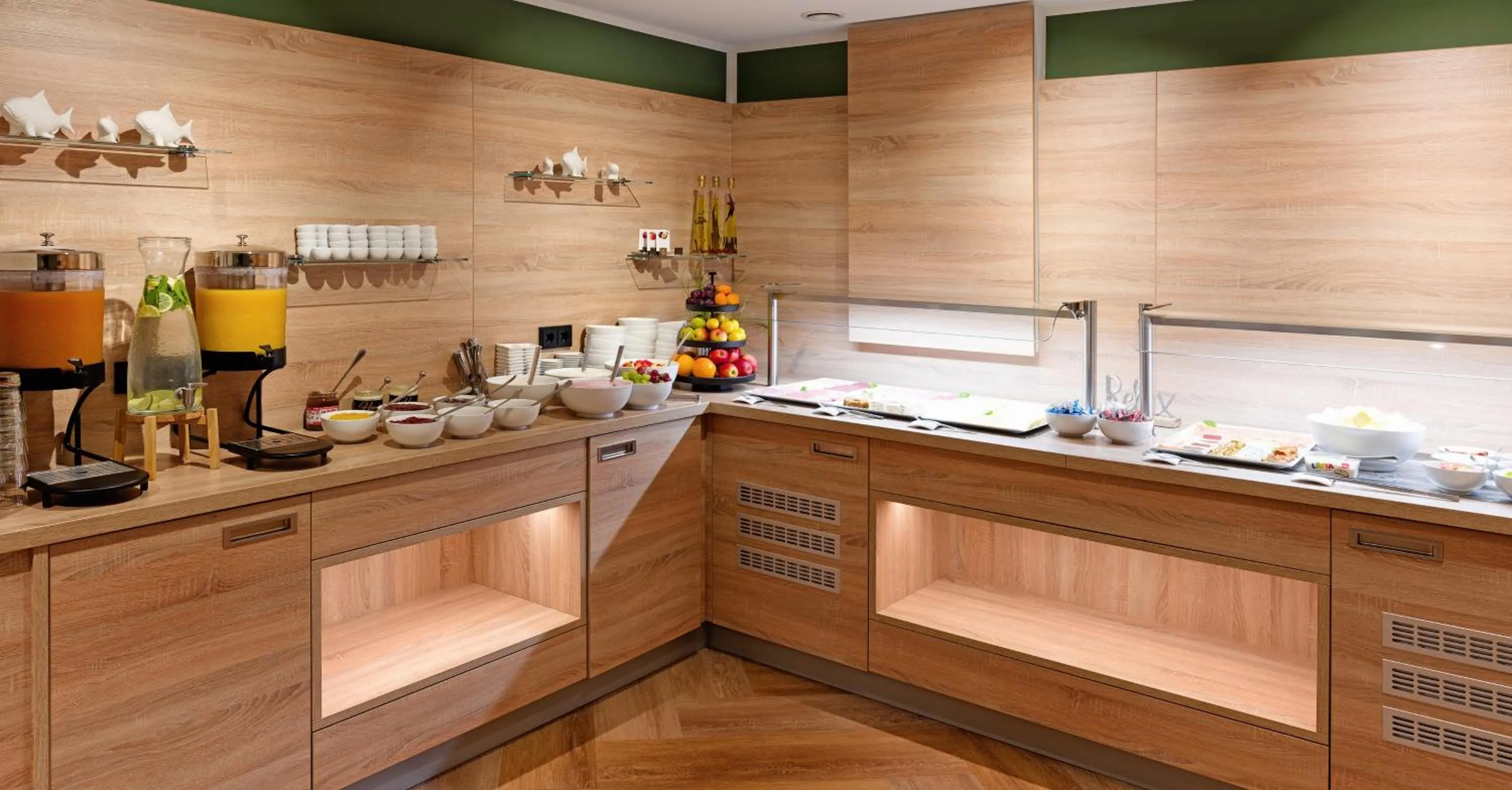 Breakfast in Hotel Schluister Park