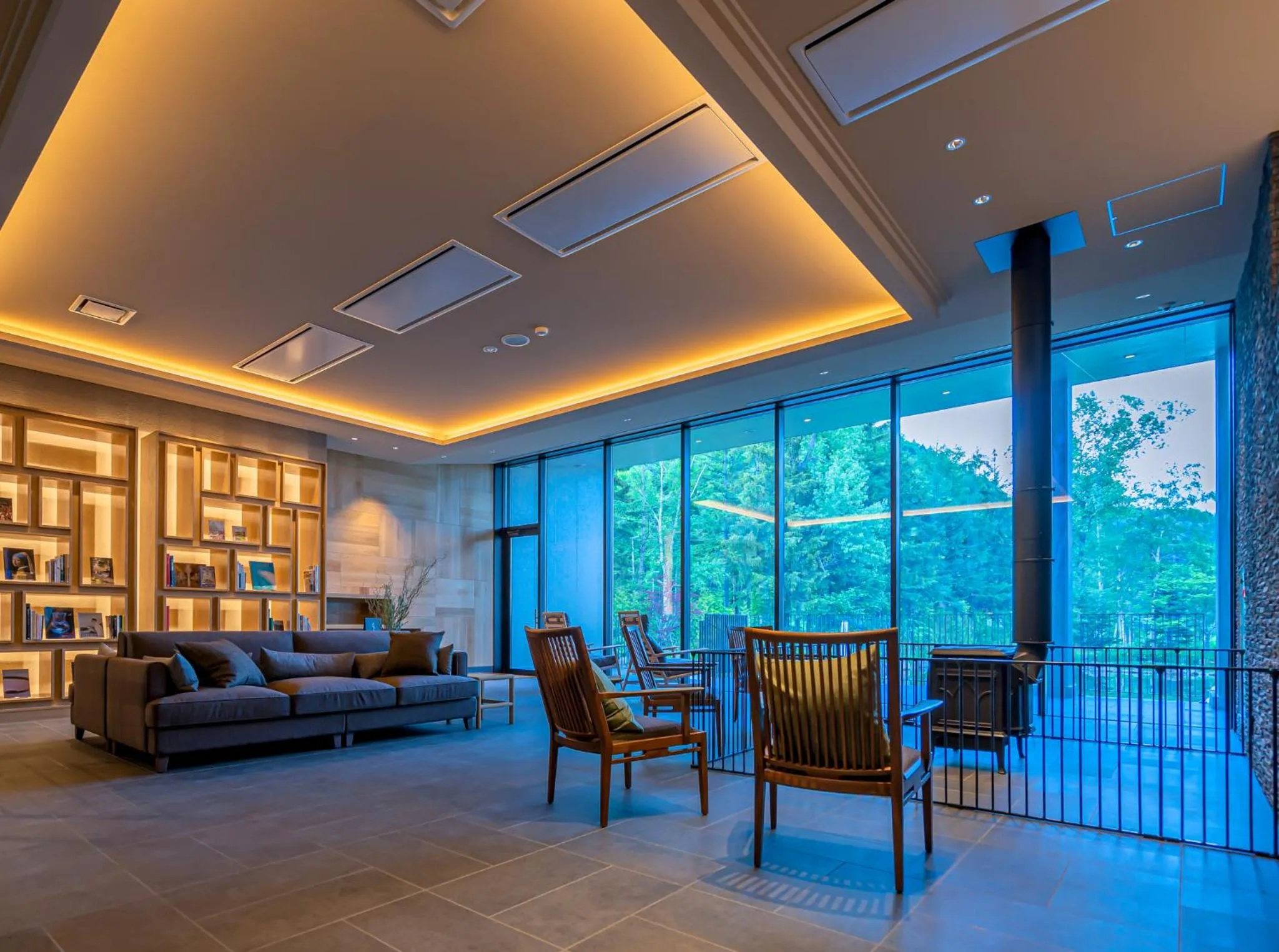 Lobby or reception in Okujozankei Onsen Kasho Gyoen