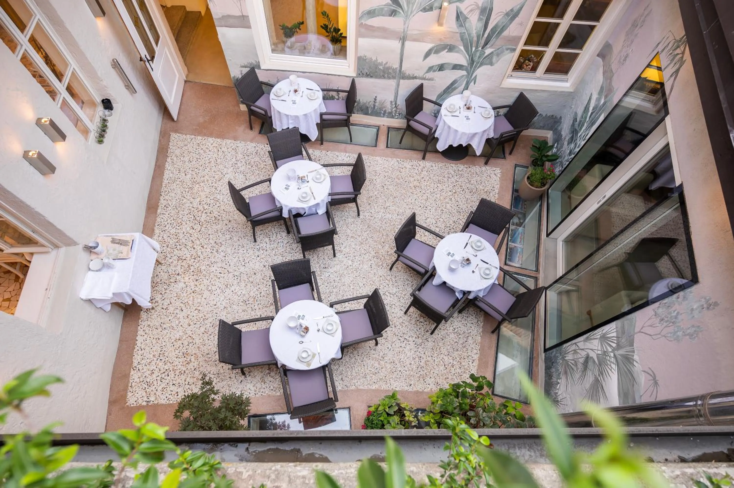 Patio in Hotel Goldener Stern