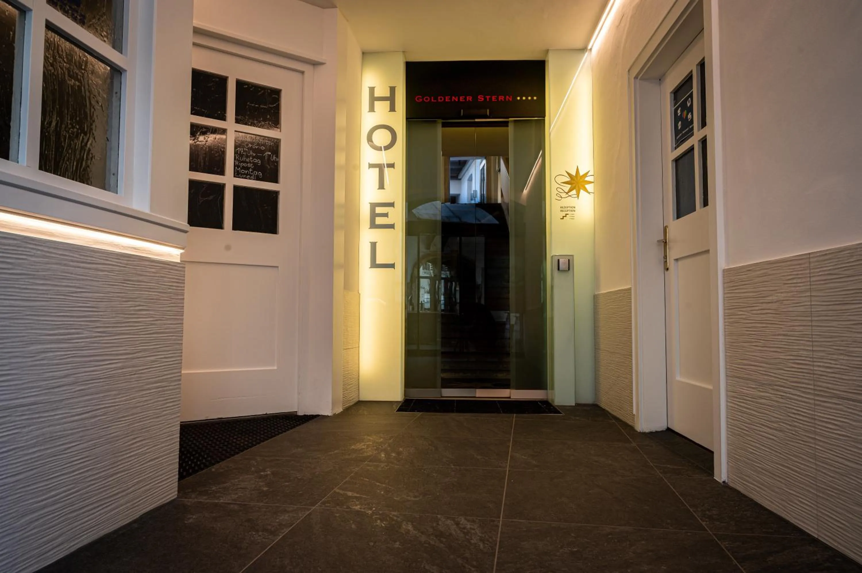 Facade/entrance in Hotel Goldener Stern