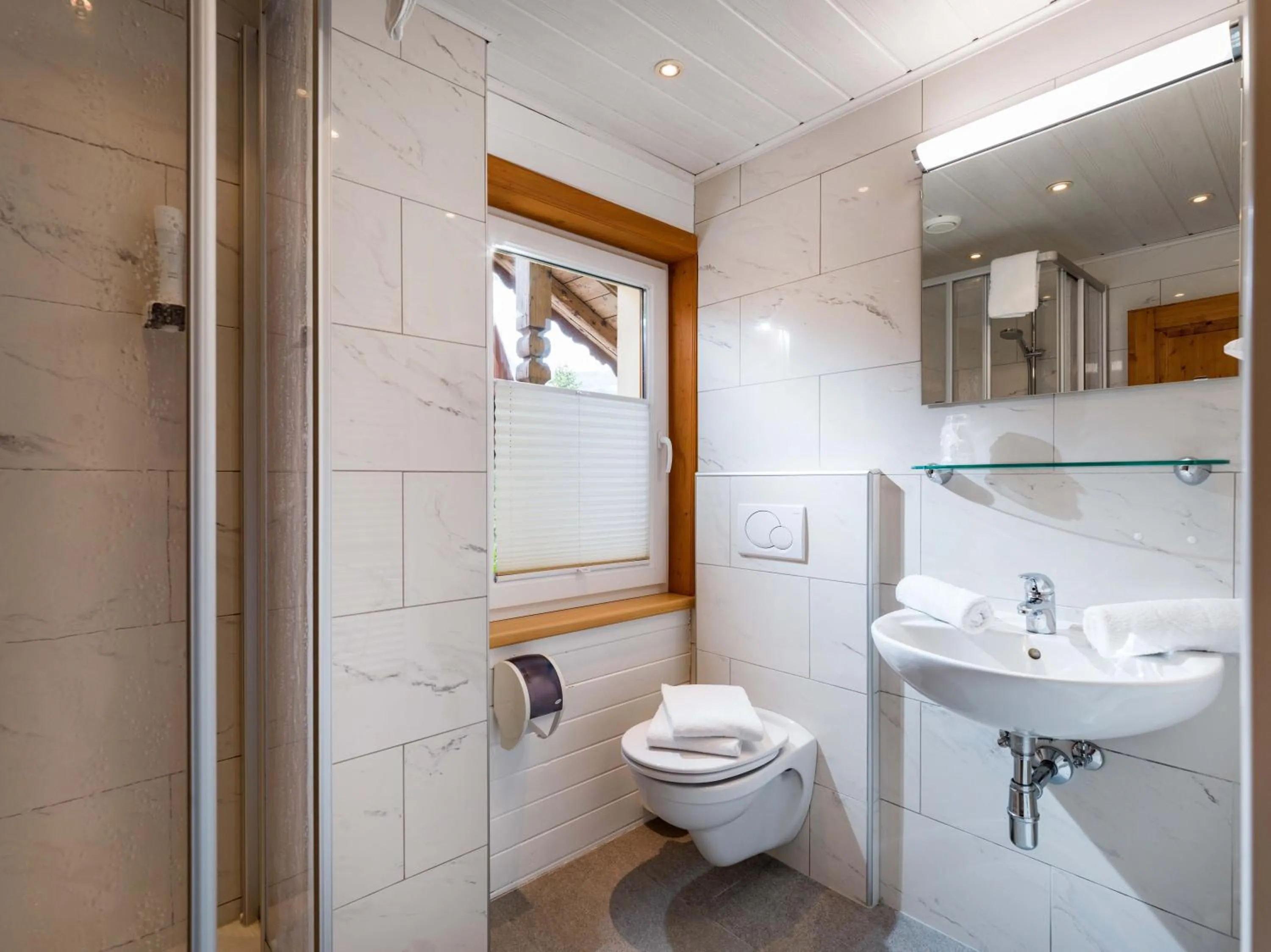 Bathroom in Haus Tirol