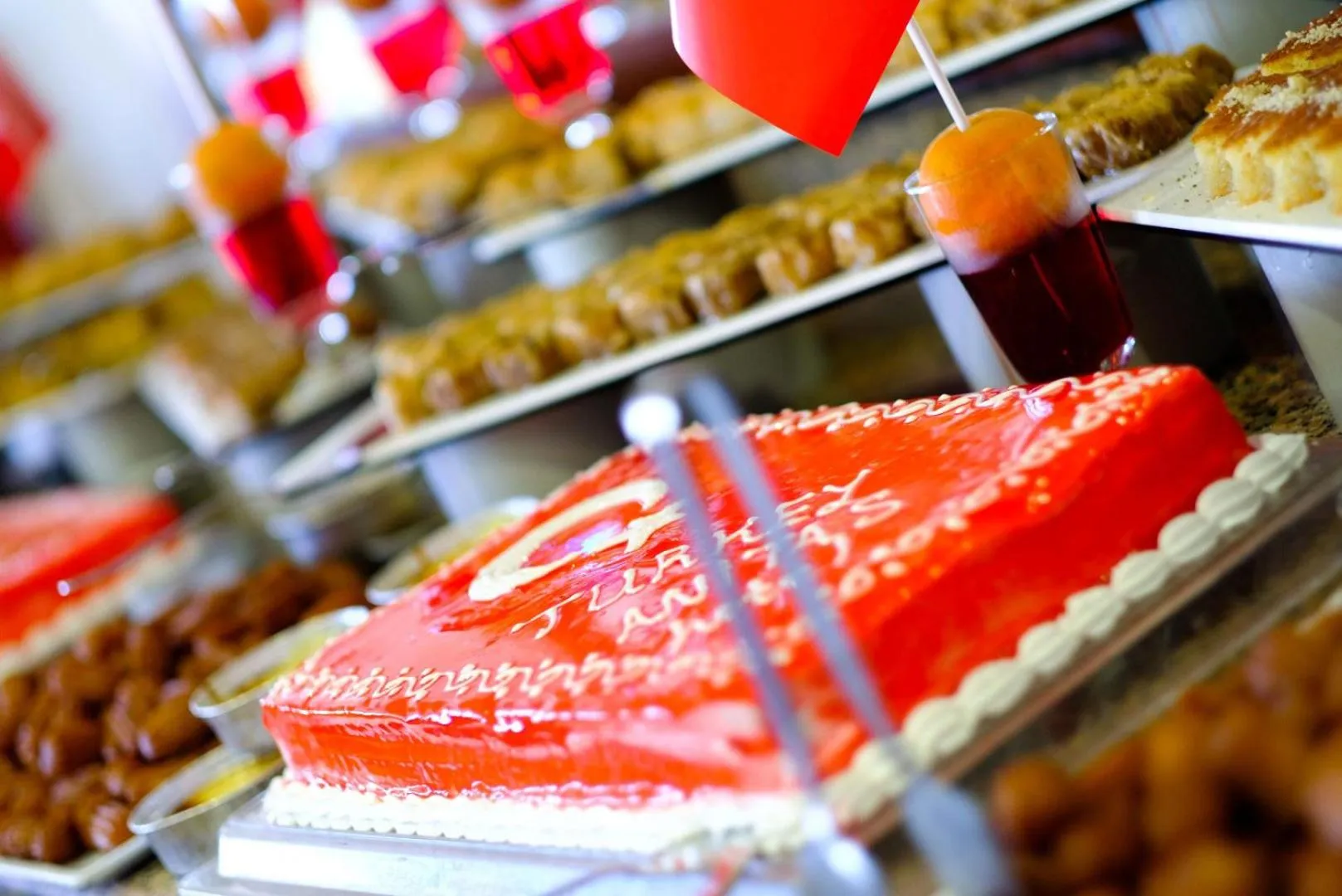 Food and drinks in Anitas Hotel