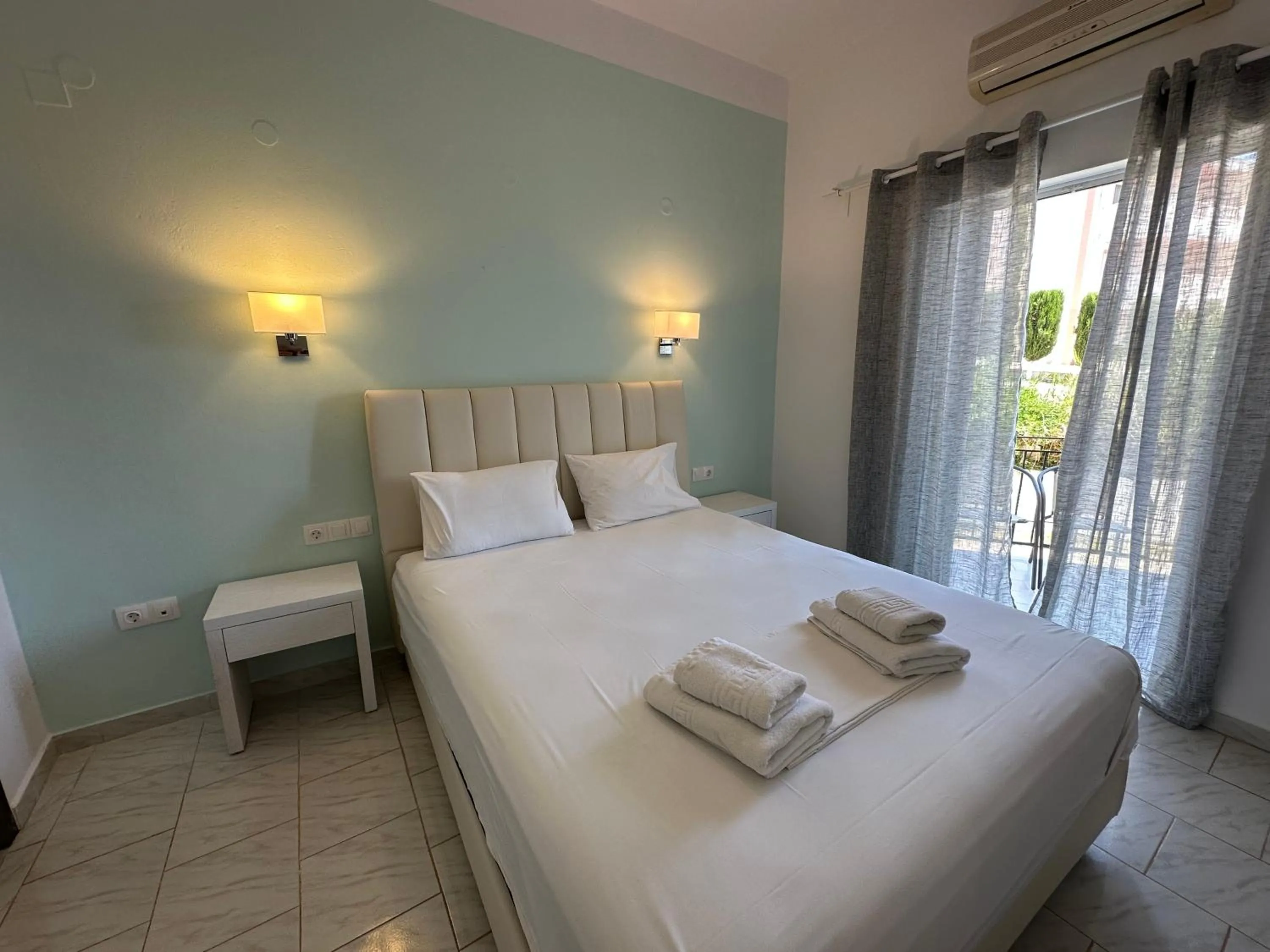 Mirto Beach Hotel & Restaurant