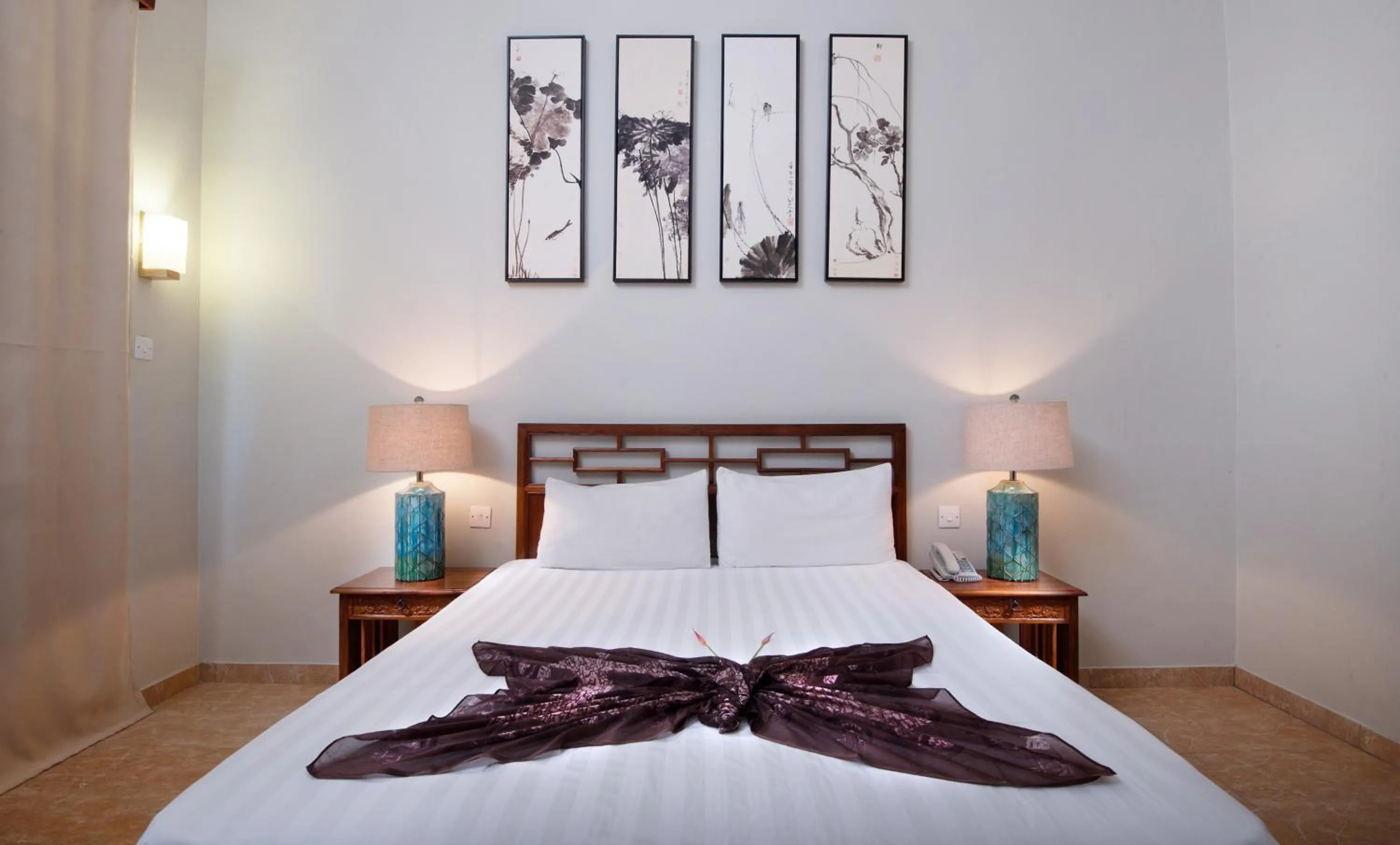 Photo of the whole room, Bed in Le Palmiste Resort & Spa