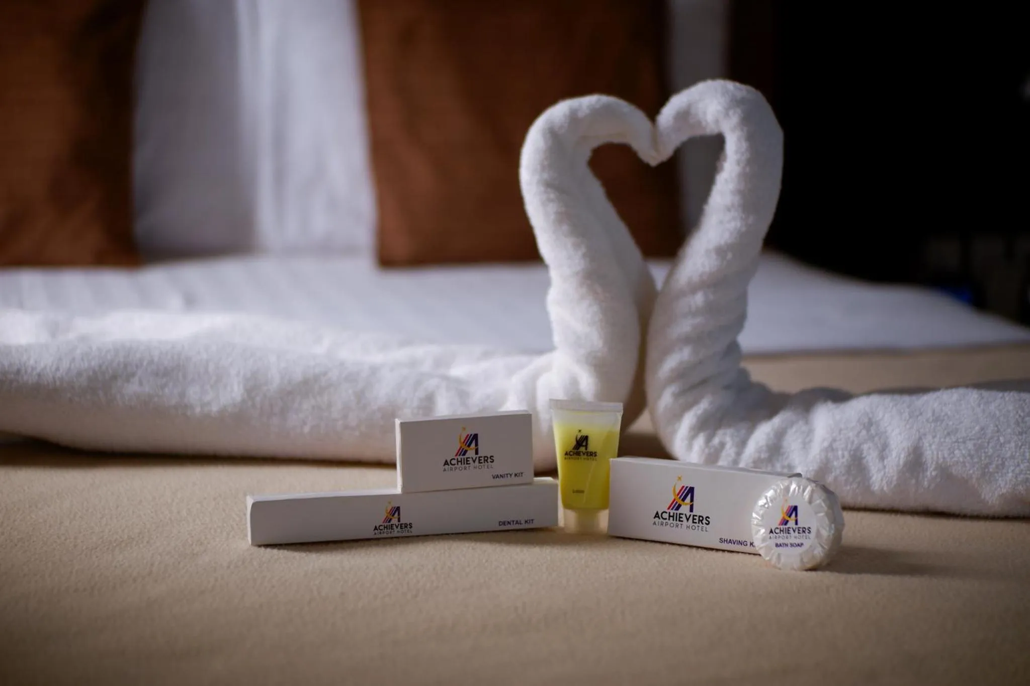 Bathroom, Bed in Achievers Airport Hotel