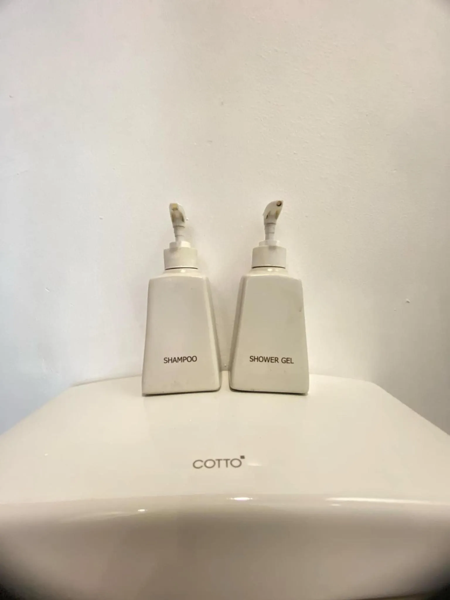 Shower in Luang Prabang Villa Sirikili River View