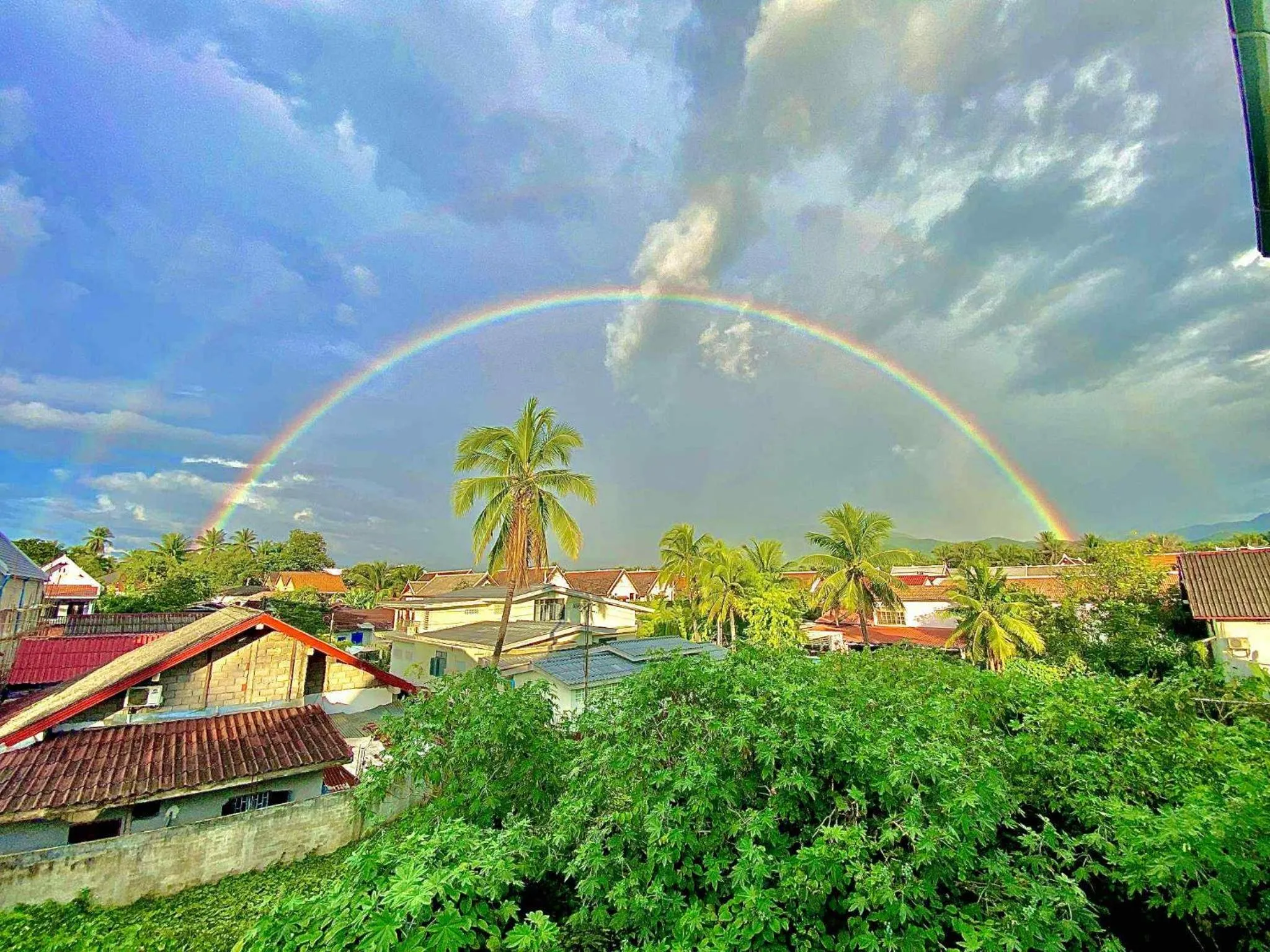 Day in Luang Prabang Villa Sirikili River View