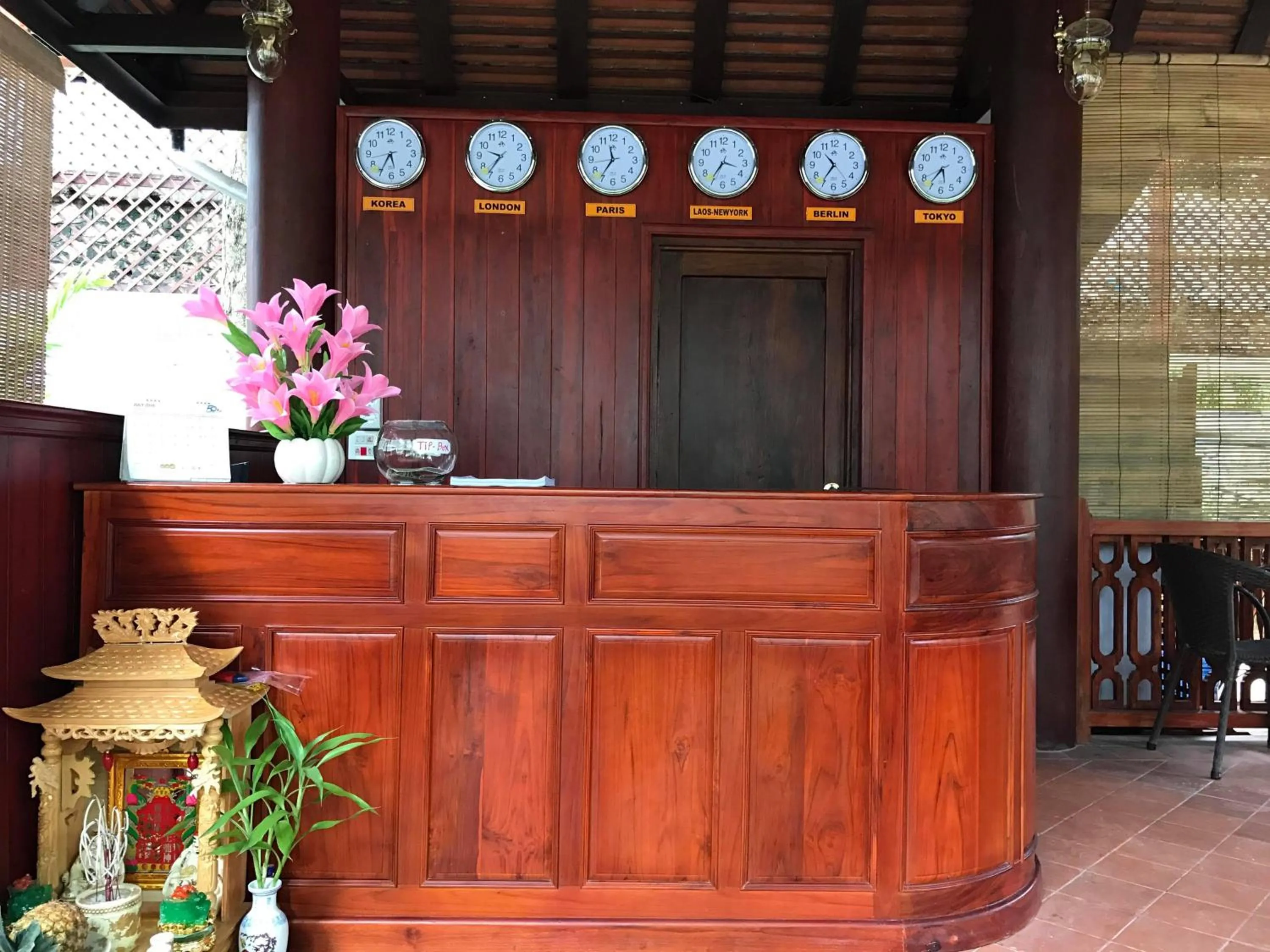 Lobby or reception in Luang Prabang Villa Sirikili River View