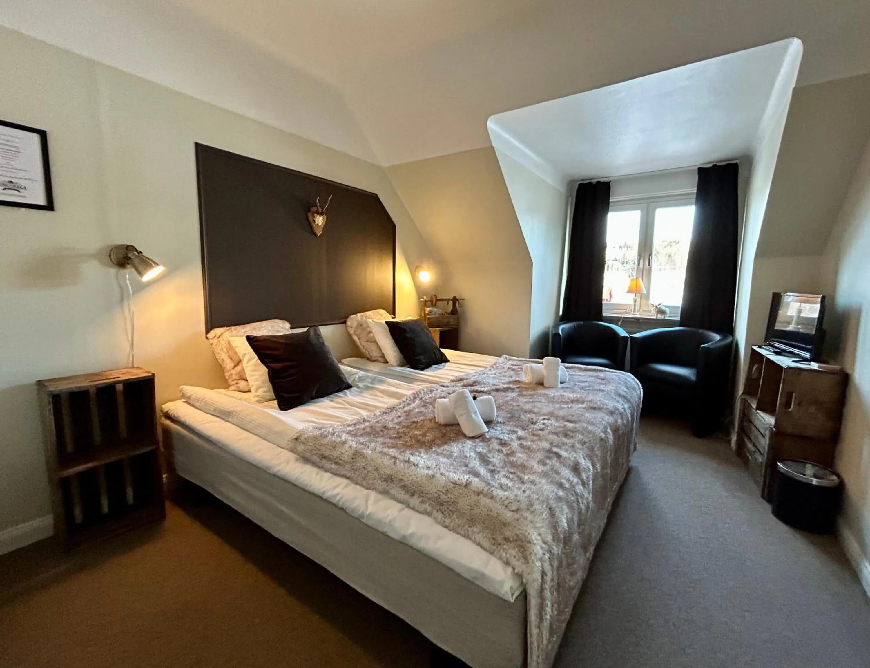 Bed in Kungshaga Hotell