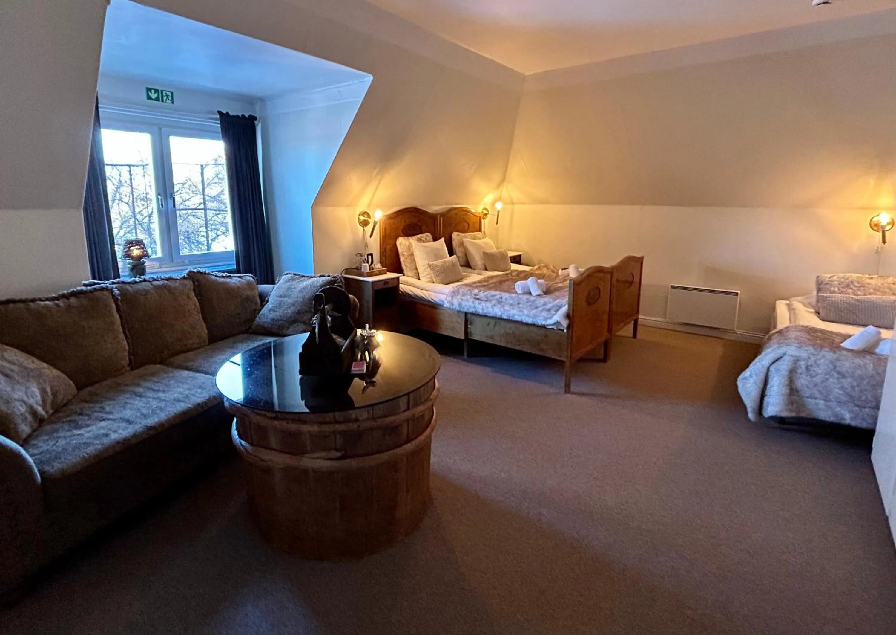 Bed in Kungshaga Hotell